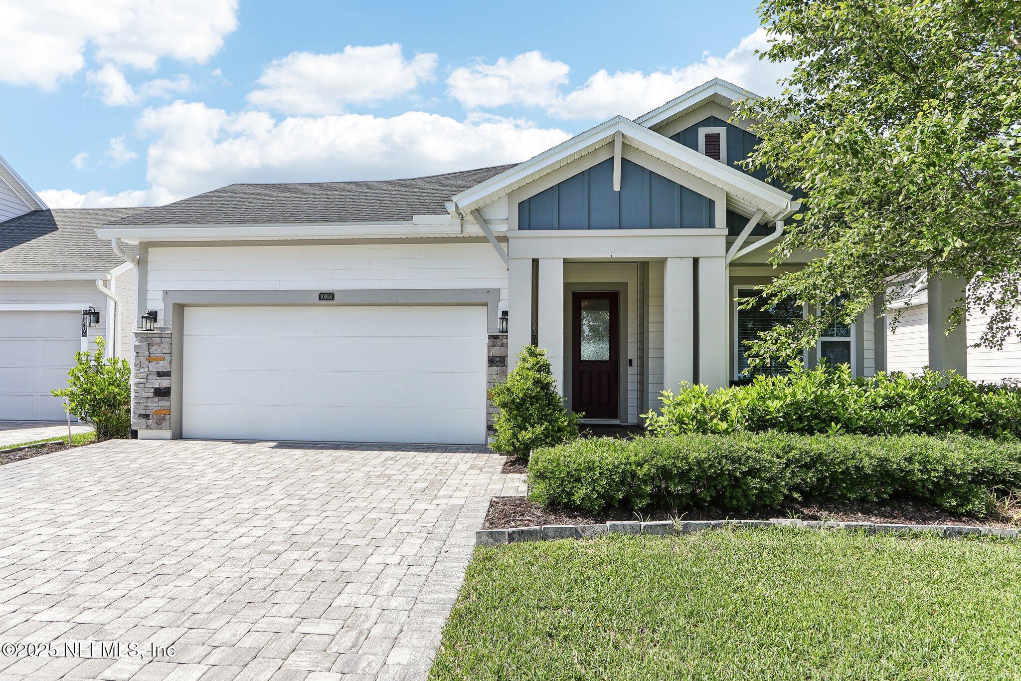 10898 AVENTURA Drive