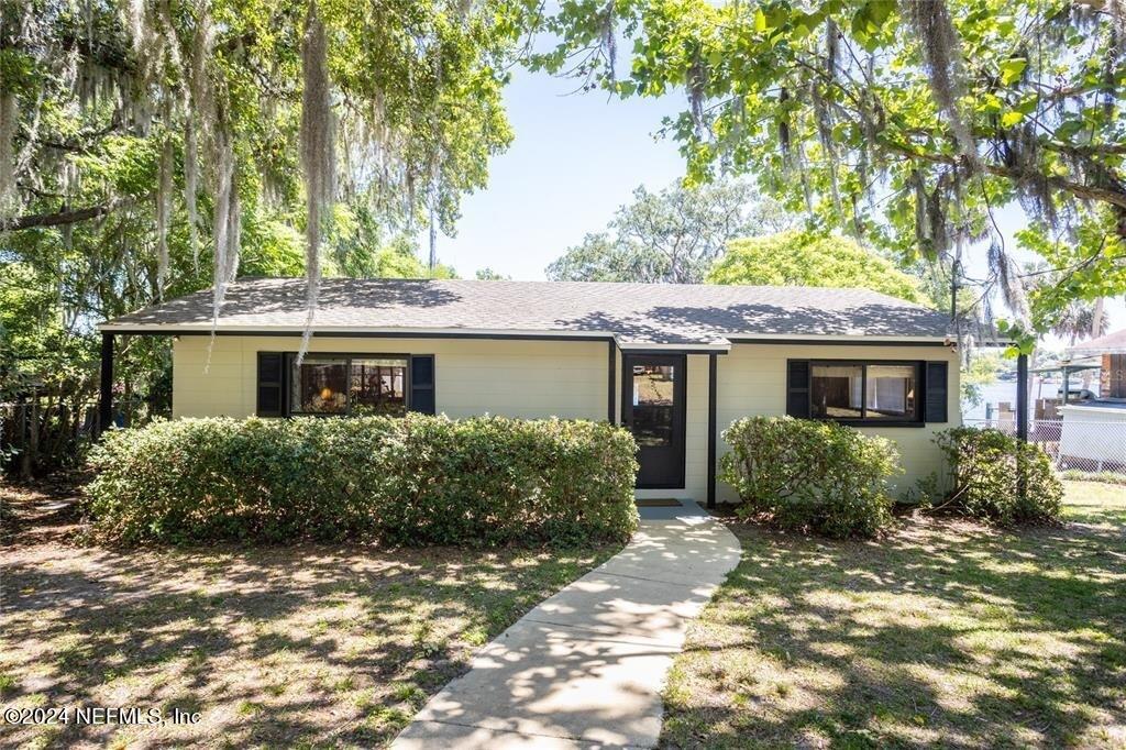186 LITTLE ORANGE LAKE Drive