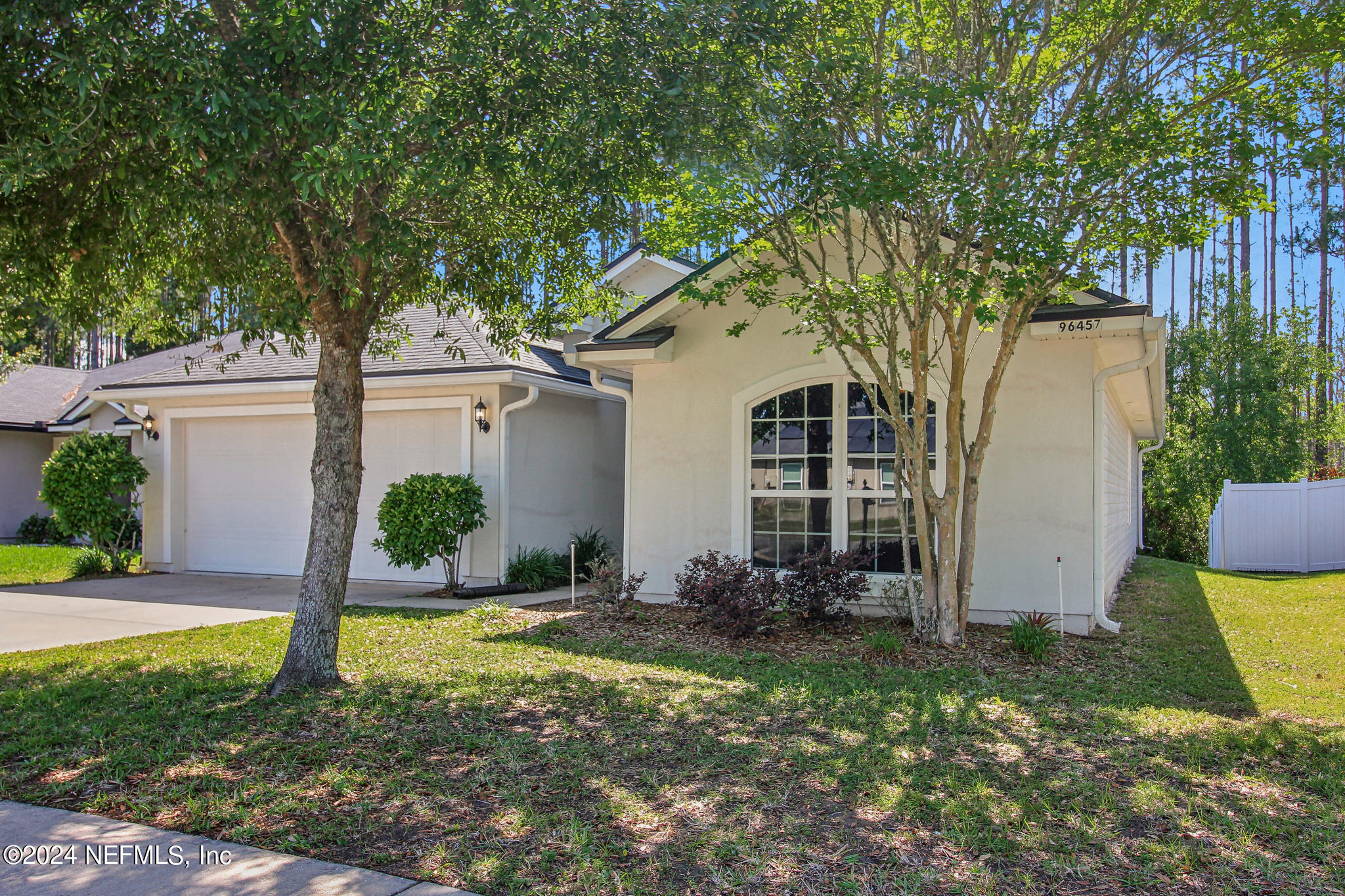 Yulee, FL home for sale located at 96457 Commodore Point Drive, Yulee, FL 32097