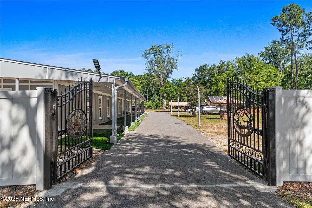 865 COLE Road