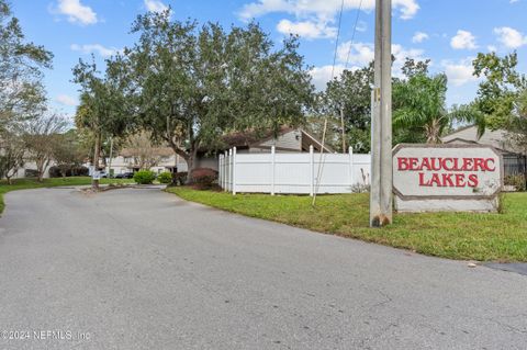 A home in Jacksonville