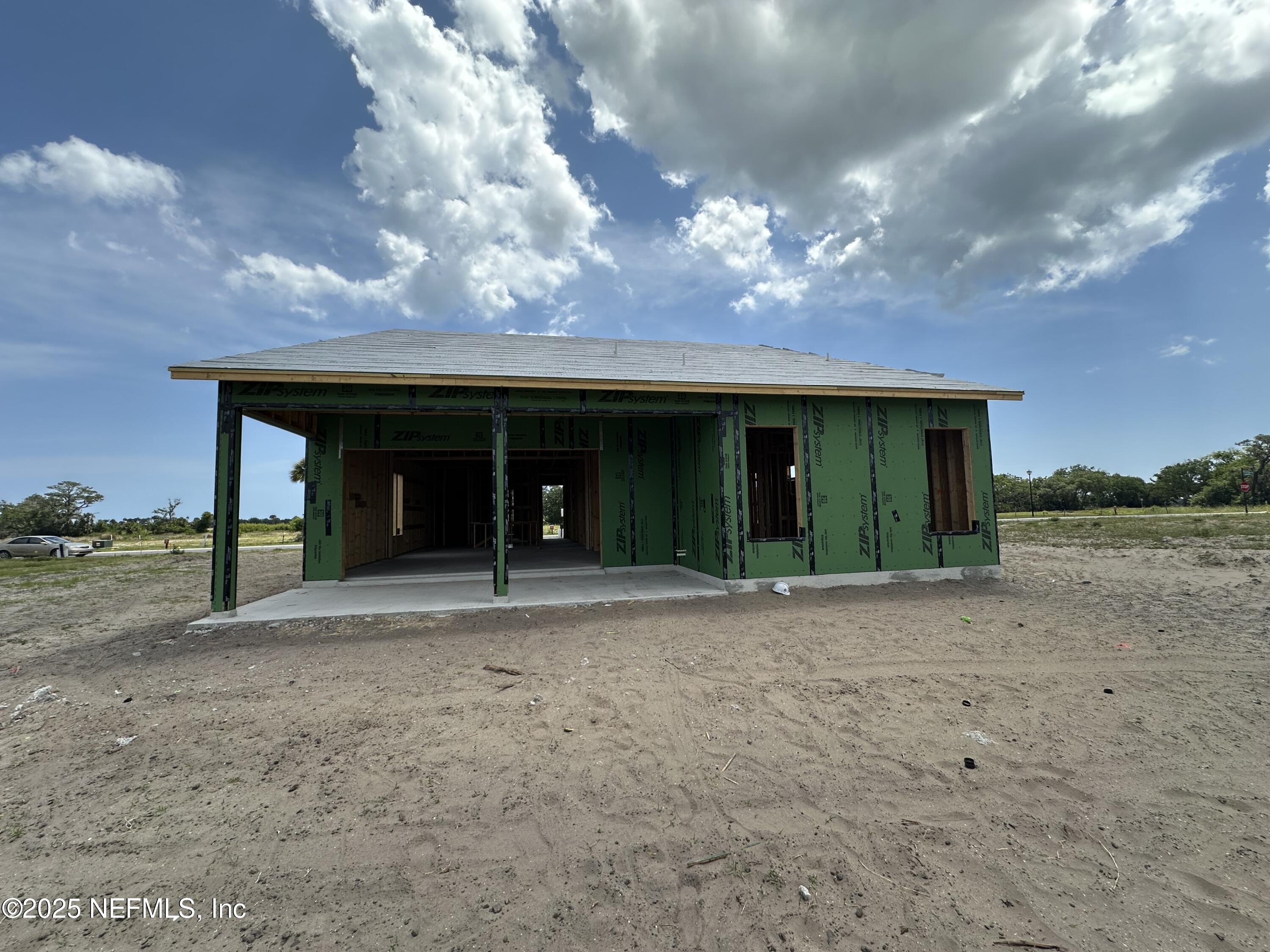 572 MARALINDA Drive