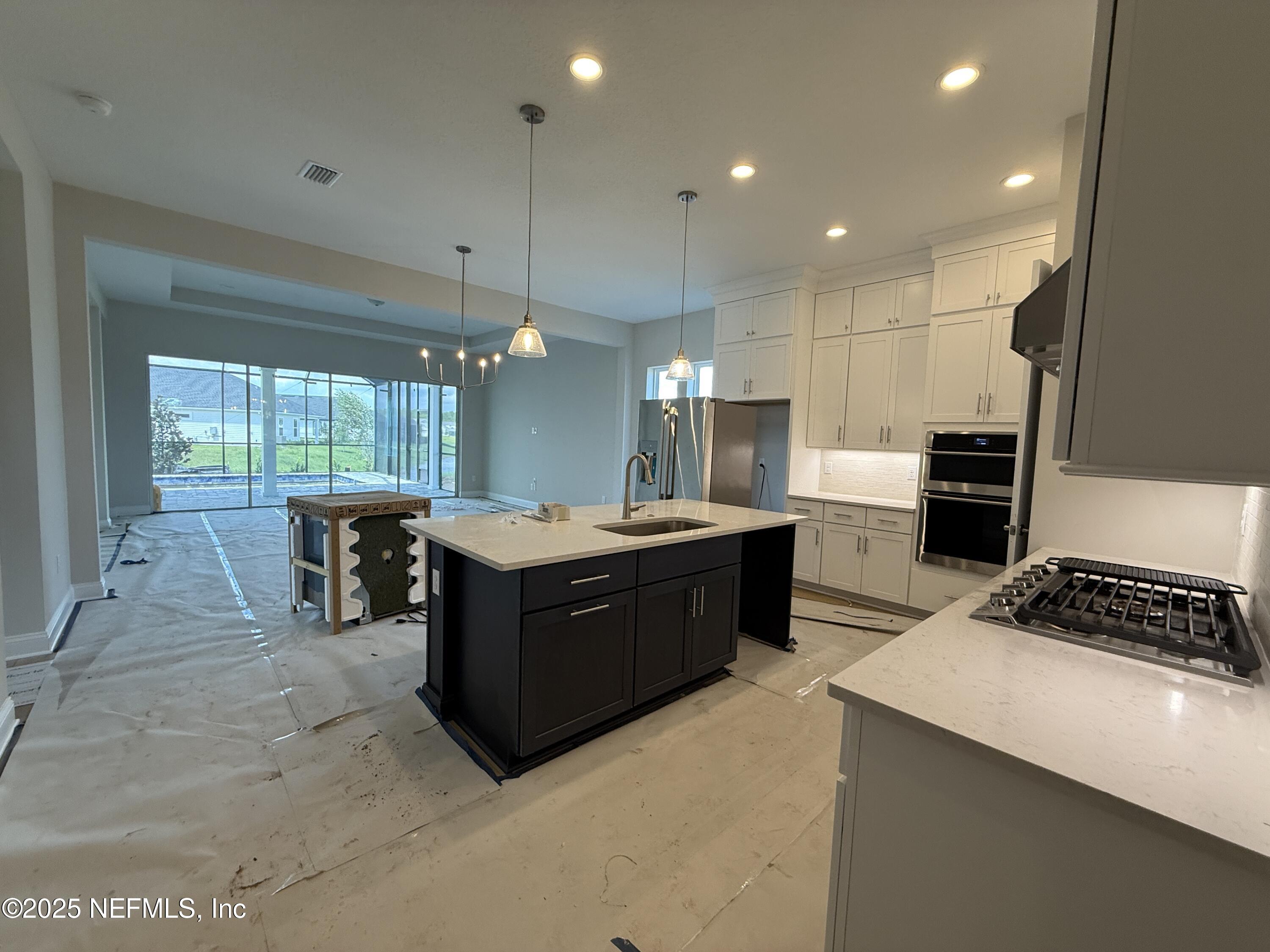 572 MARALINDA Drive