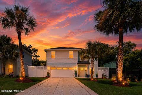 Photo of 1718 S BEACH Parkway, Jacksonville Beach, FL 32250 (MLS # 2153109)