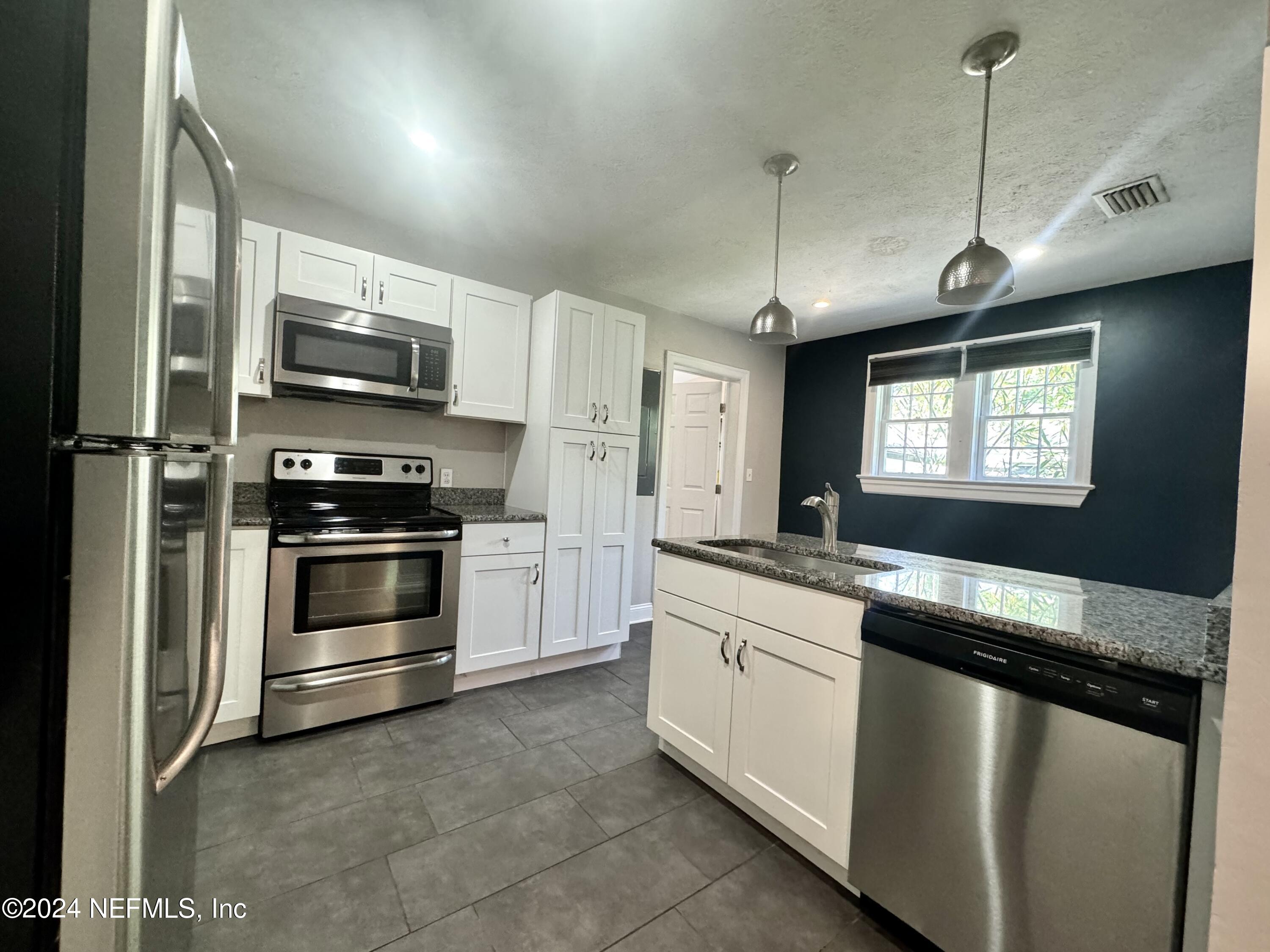 Jacksonville, Florida 32205, United States, 2 Bedrooms Bedrooms, ,2 BathroomsBathrooms,Residential,Active,56240