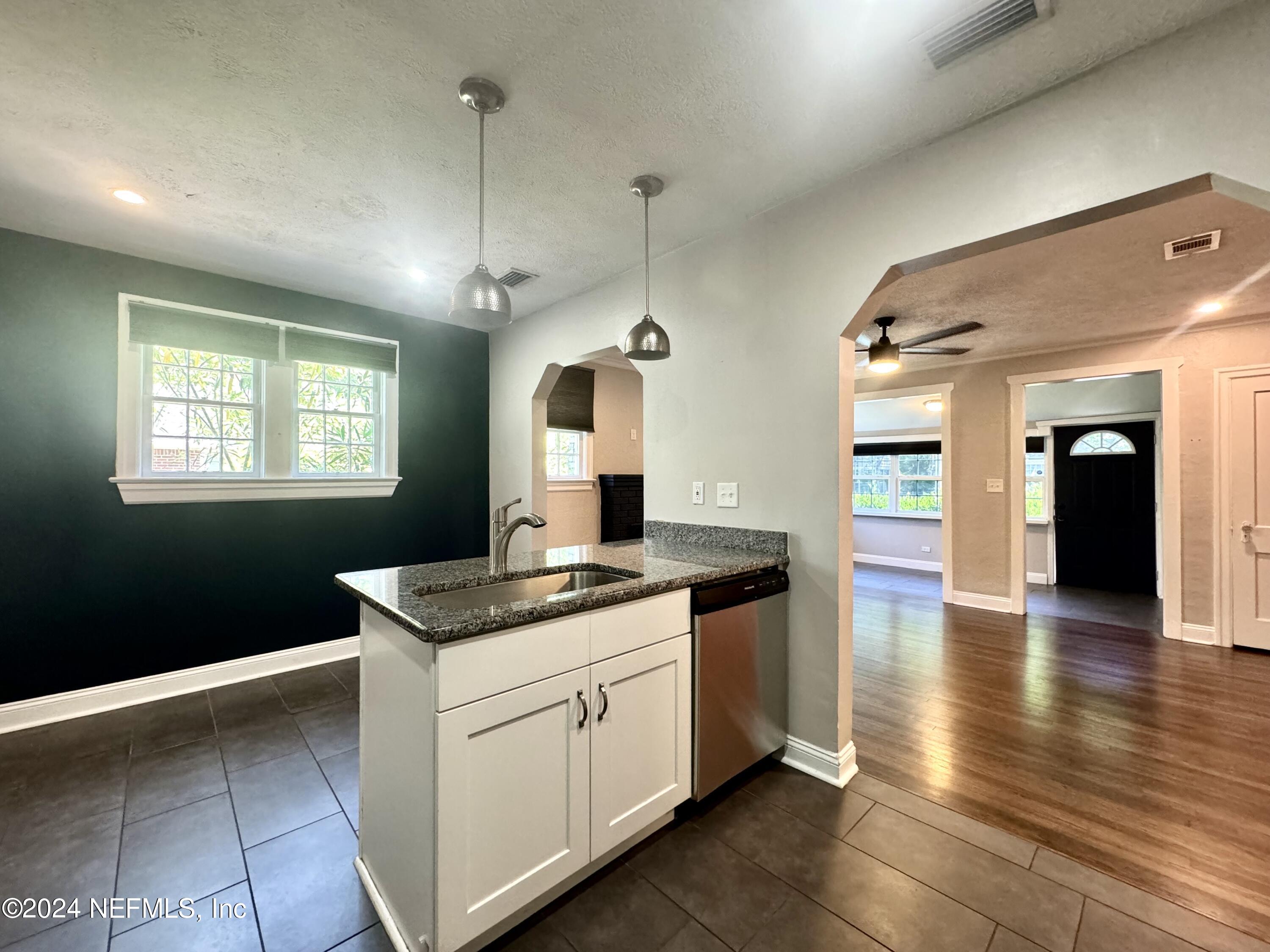 Jacksonville, Florida 32205, United States, 2 Bedrooms Bedrooms, ,2 BathroomsBathrooms,Residential,Active,56240