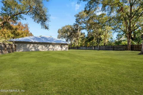 A home in Palatka