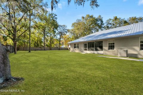 A home in Palatka