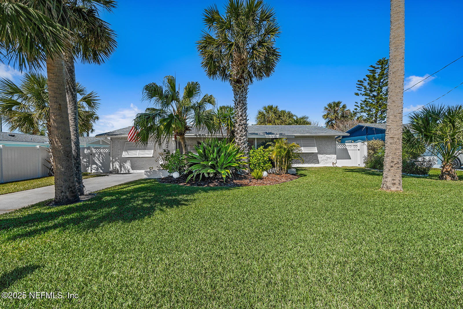 322 N 5TH Street