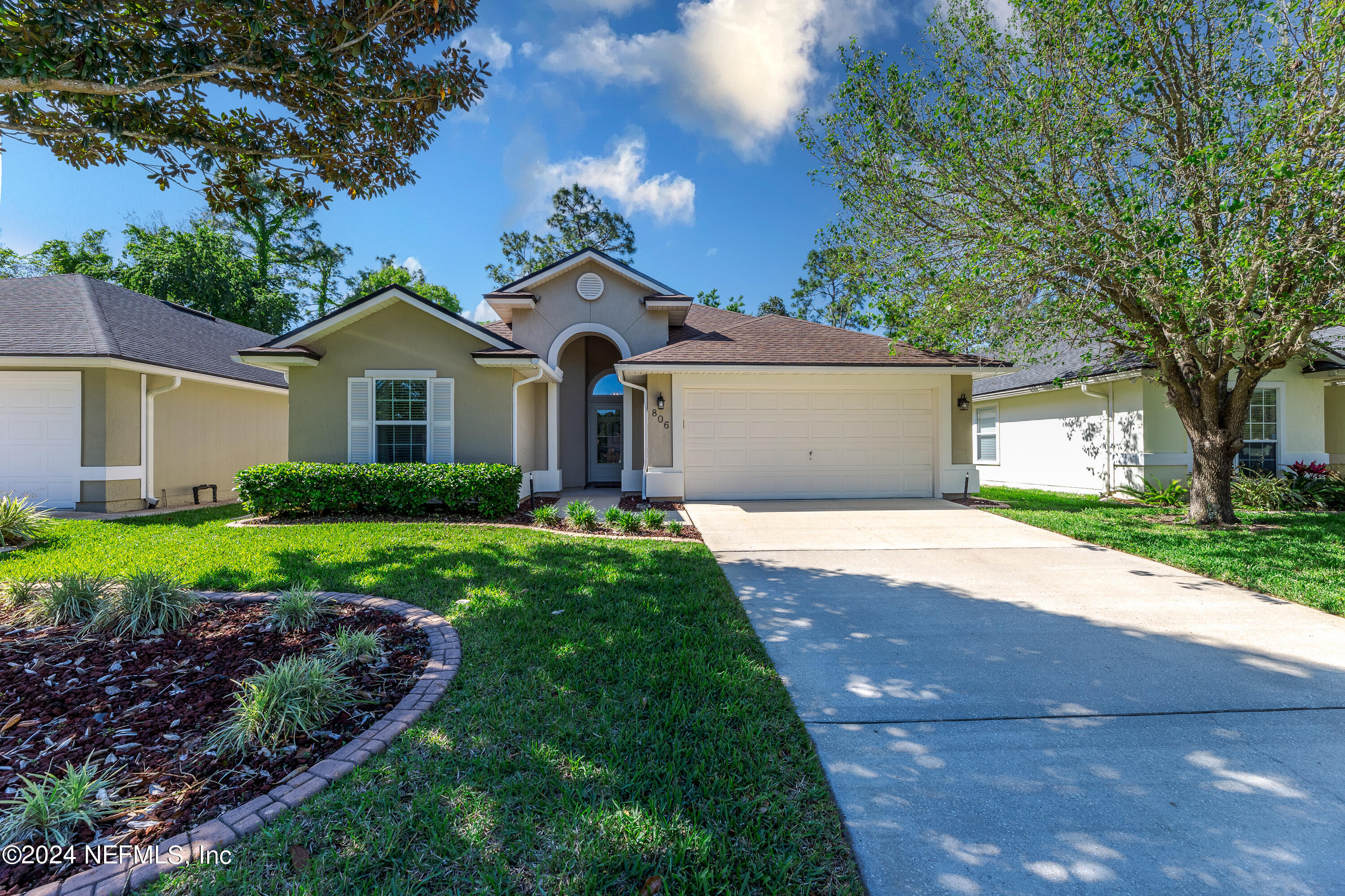 St Johns, FL home for sale located at 806 S Lilac Loop, St Johns, FL 32259