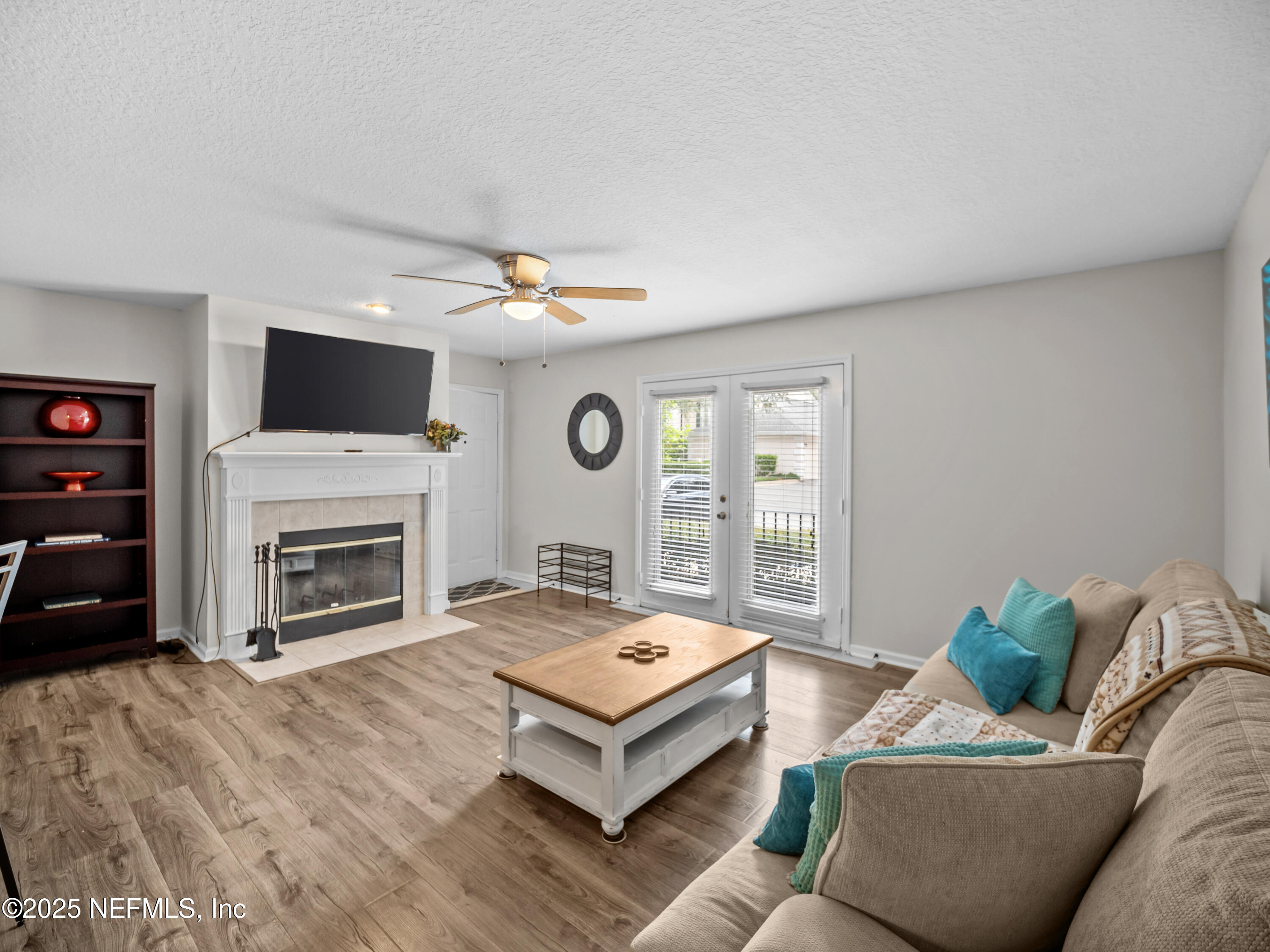 13715 RICHMOND PARK Drive N 1101