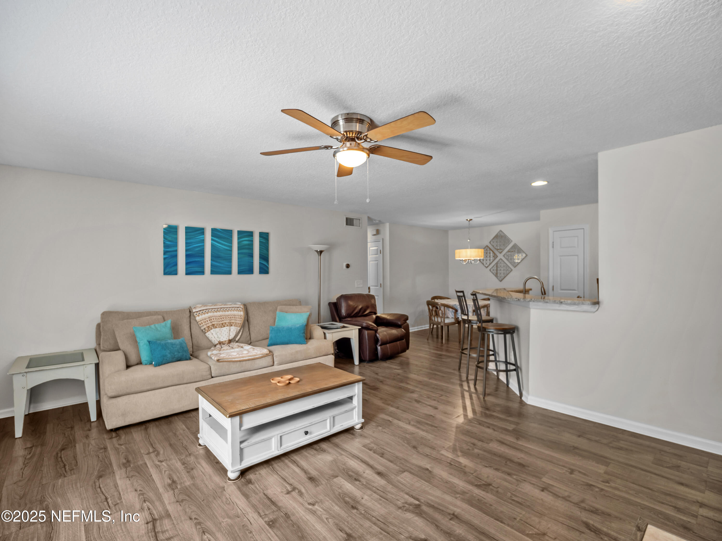 13715 RICHMOND PARK Drive N 1101