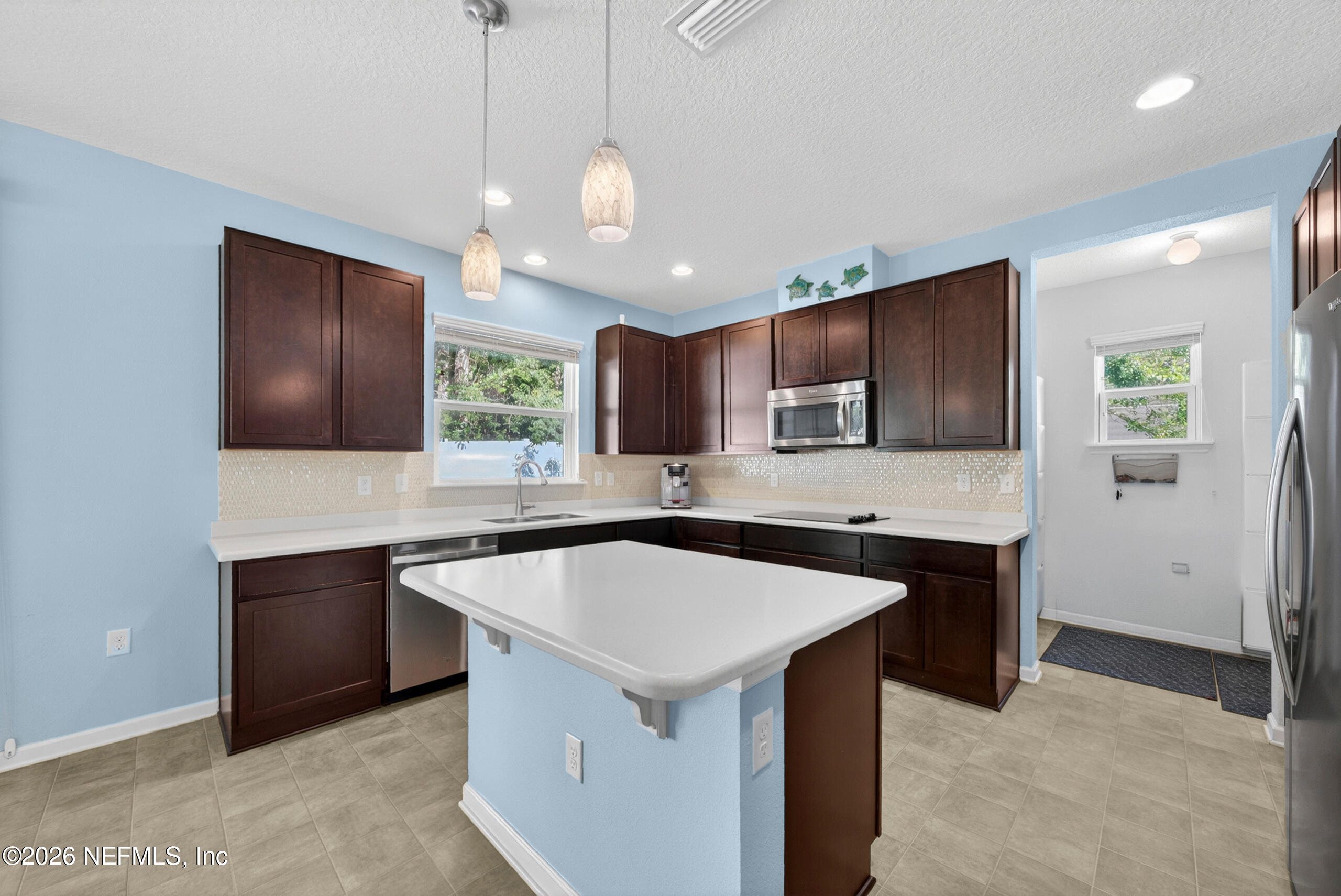 2131 CHANDLERS WALK Lane