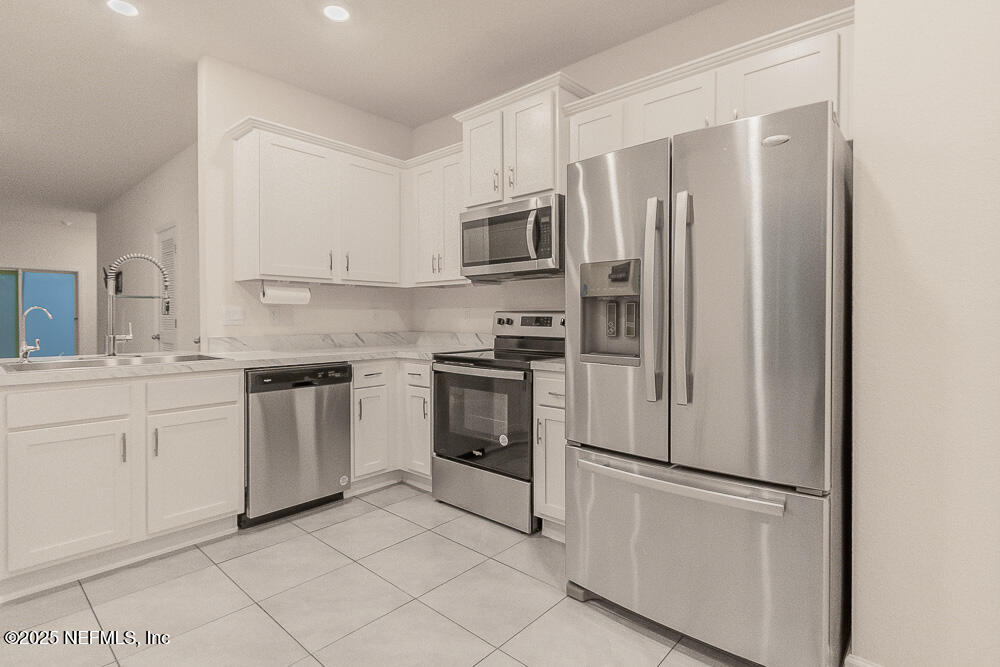 957 OBSERVATORY Parkway