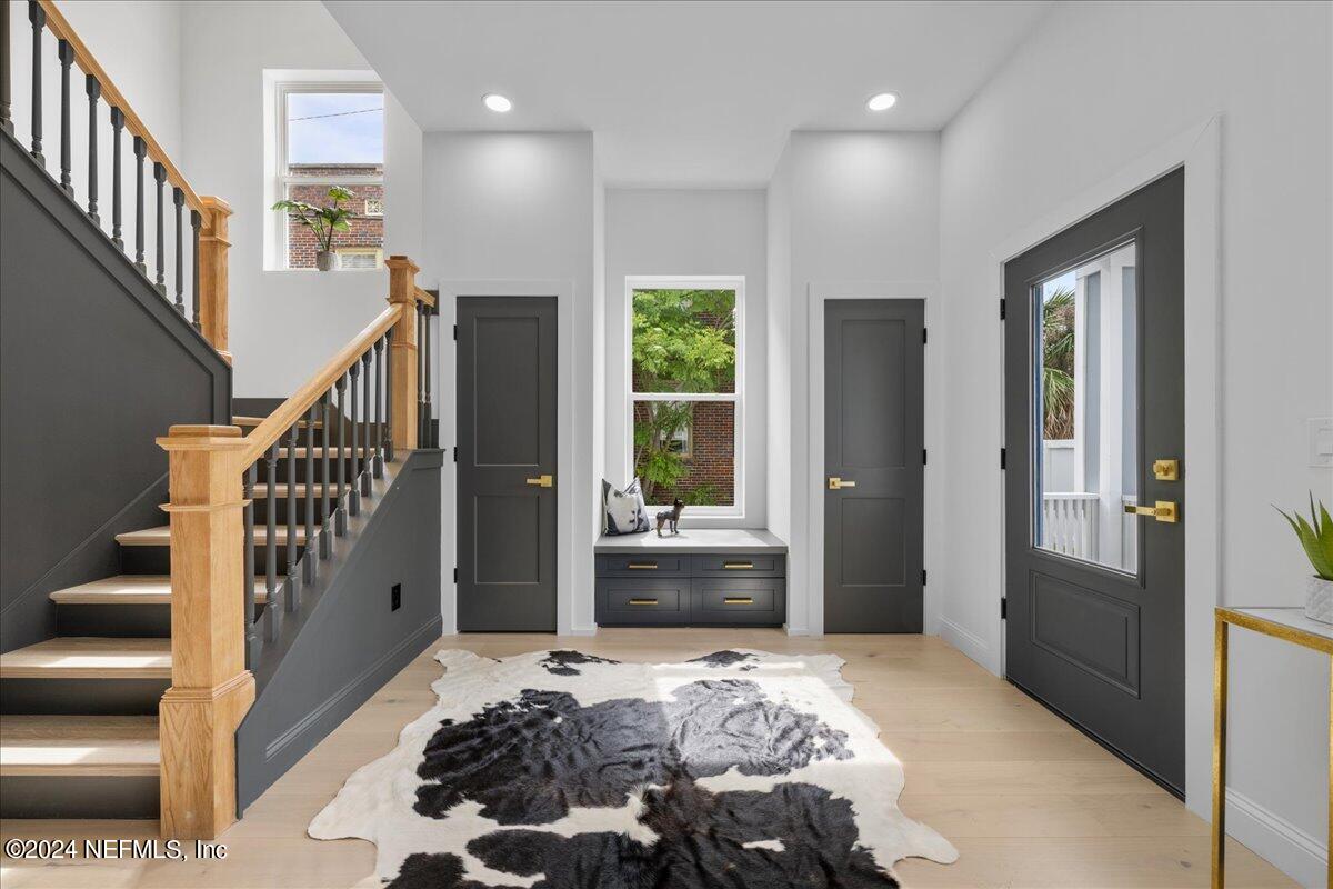 120 E 3RD Street
