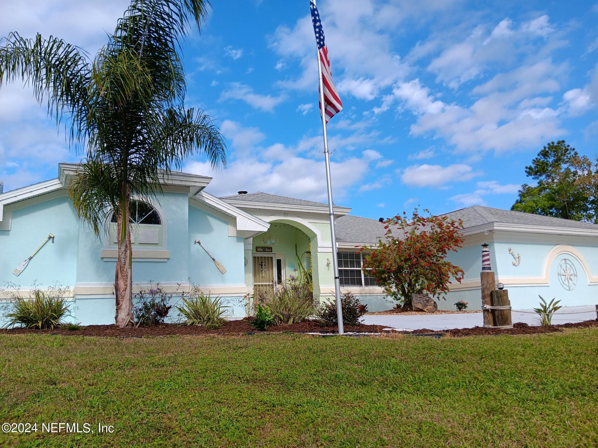 Palm Coast, FL home for sale located at 21 Parkway Drive, Palm Coast, FL 32164