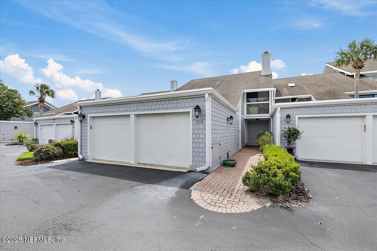 328 S DEER RUN Drive