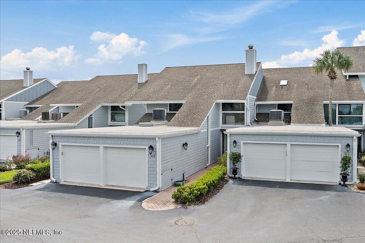 328 S DEER RUN Drive