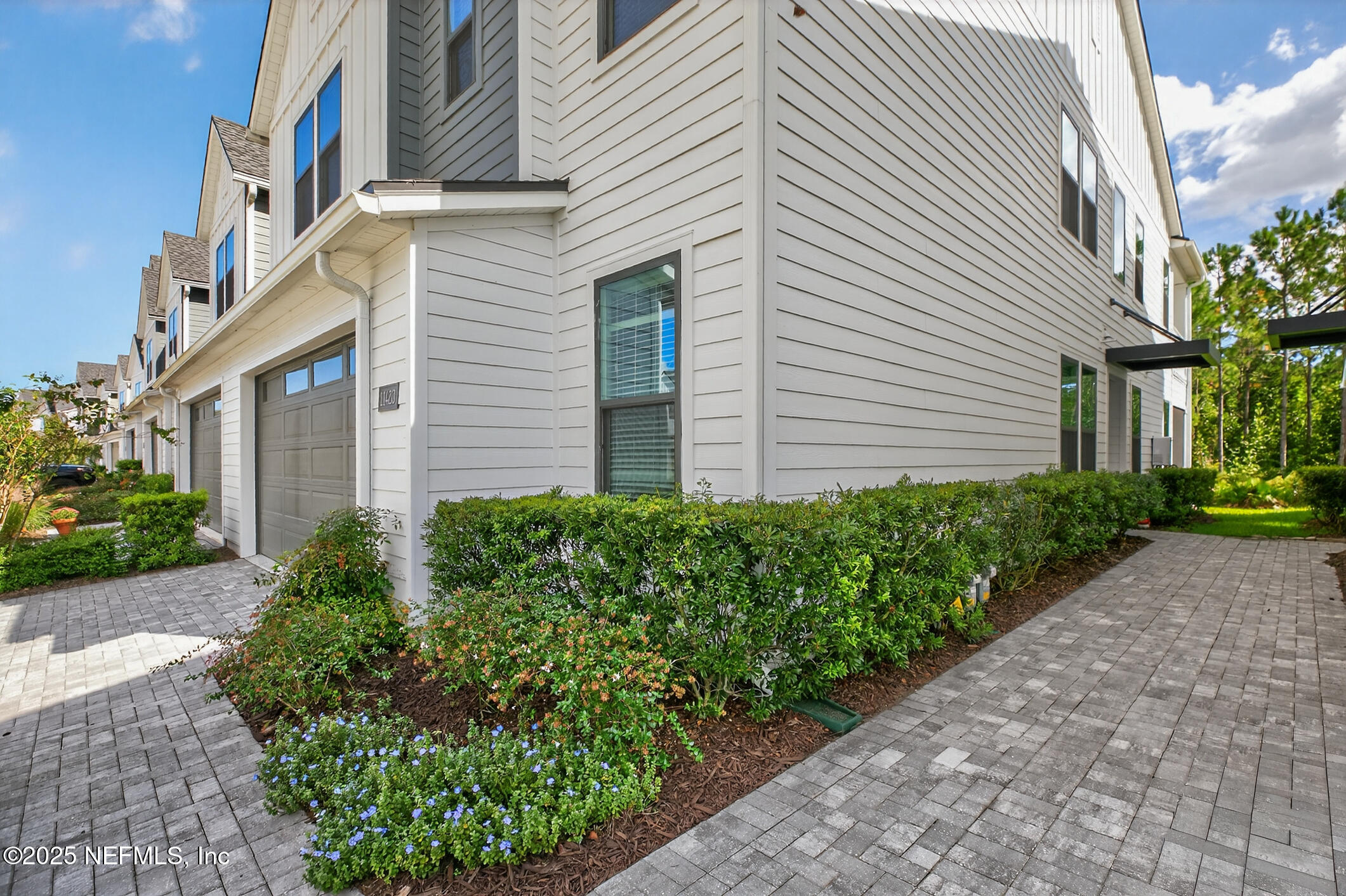 11420 NEWTONIAN Boulevard