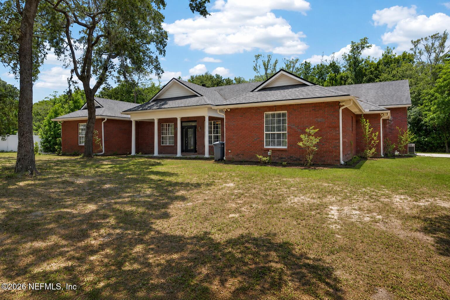 241 PIONEER Trail