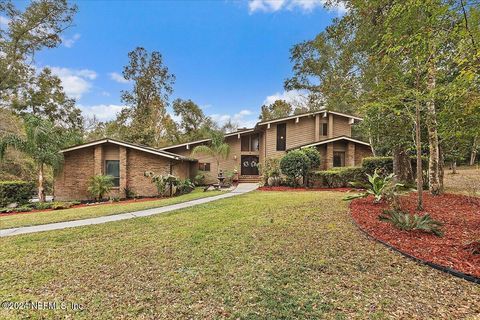 2563 CROOKED CREEK POINT Road Middleburg FL 32068