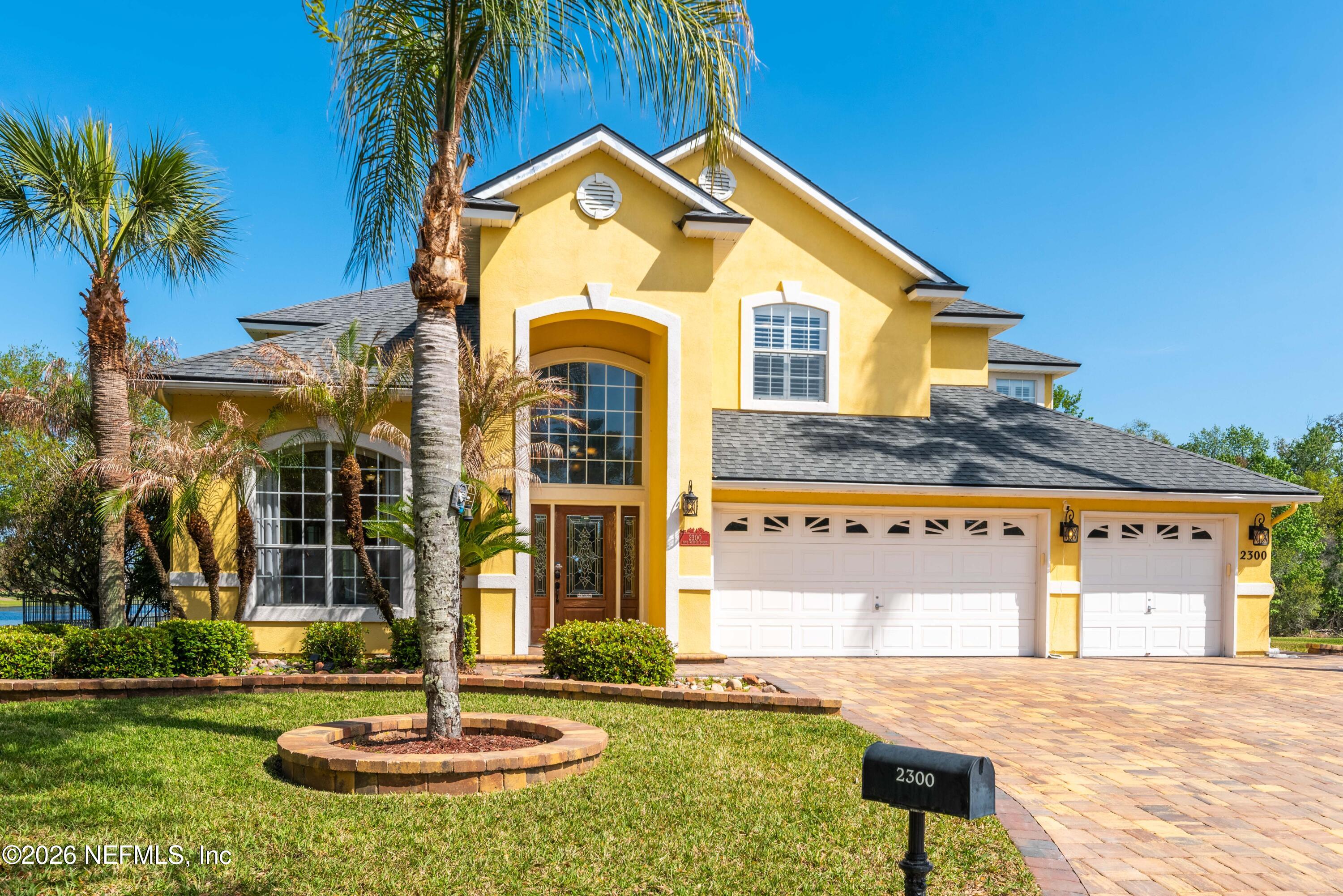 2300 Pine Needle Ct-3