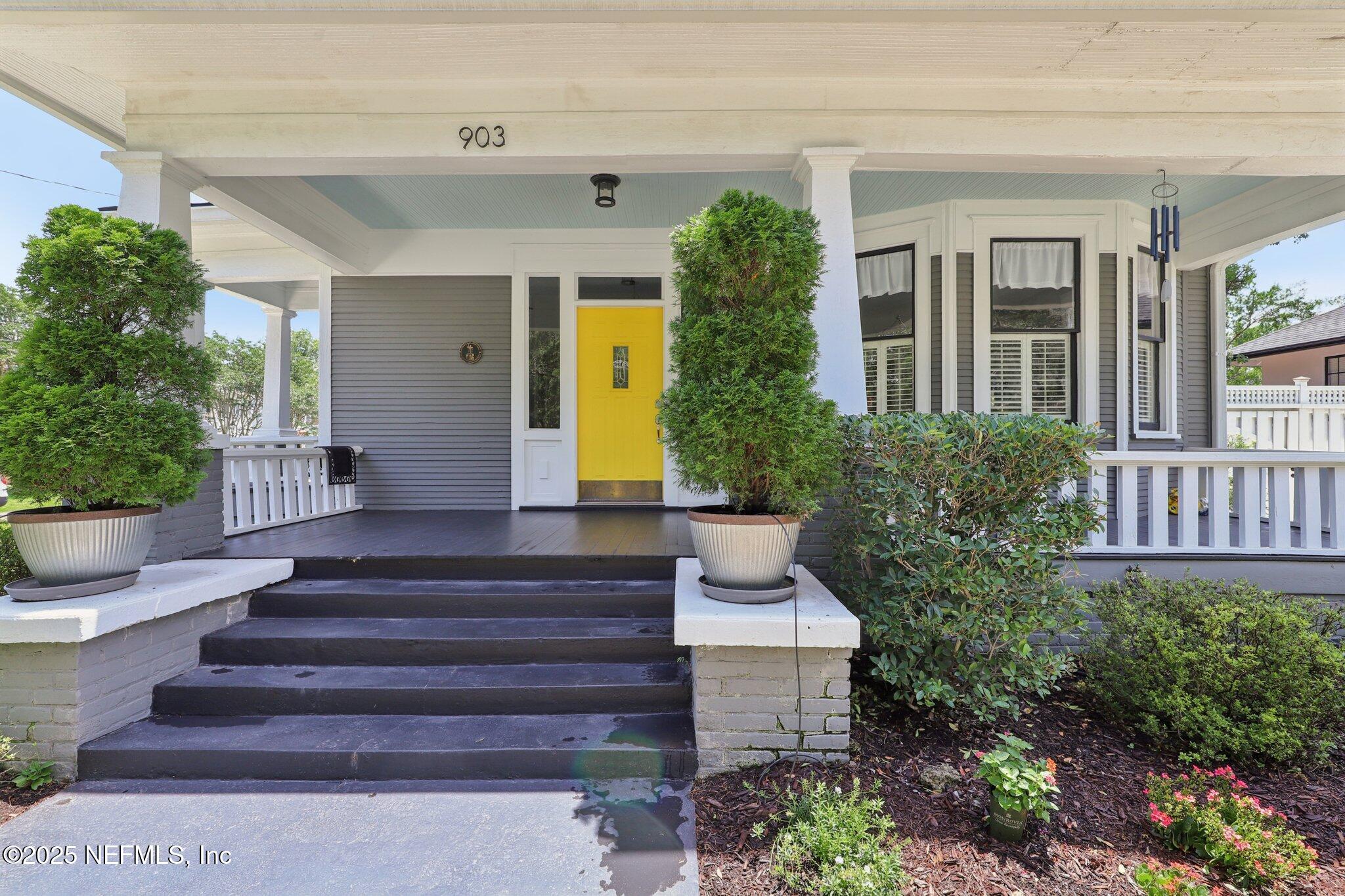 903 OSCEOLA Street