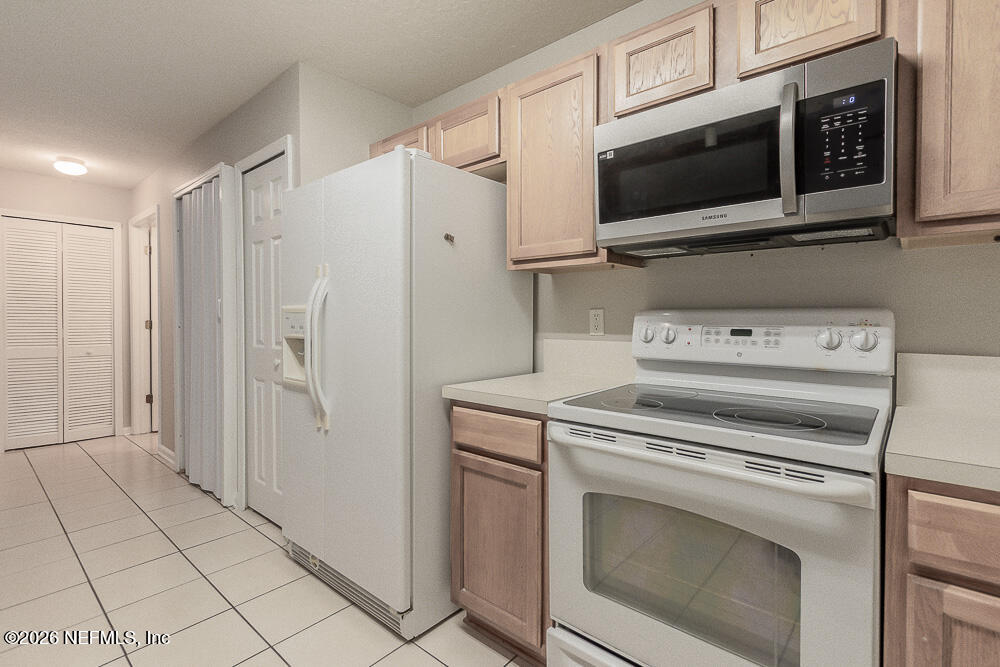 7920 MERRILL Road 1511