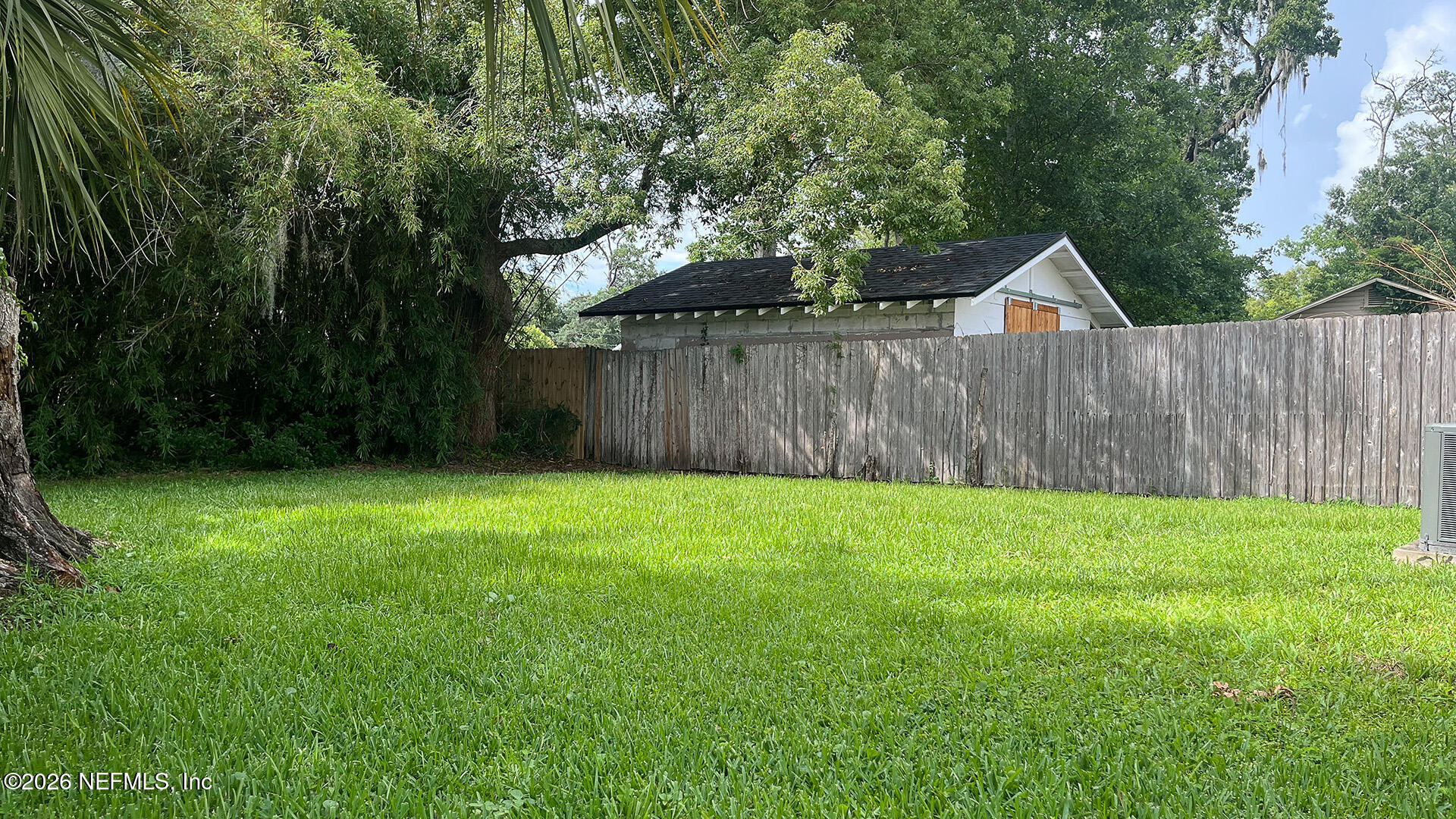 3237 MAYFLOWER Street