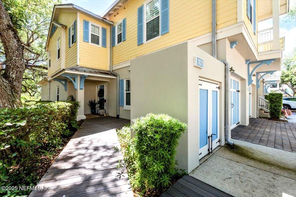 109 SEA GROVE MAIN Street 101