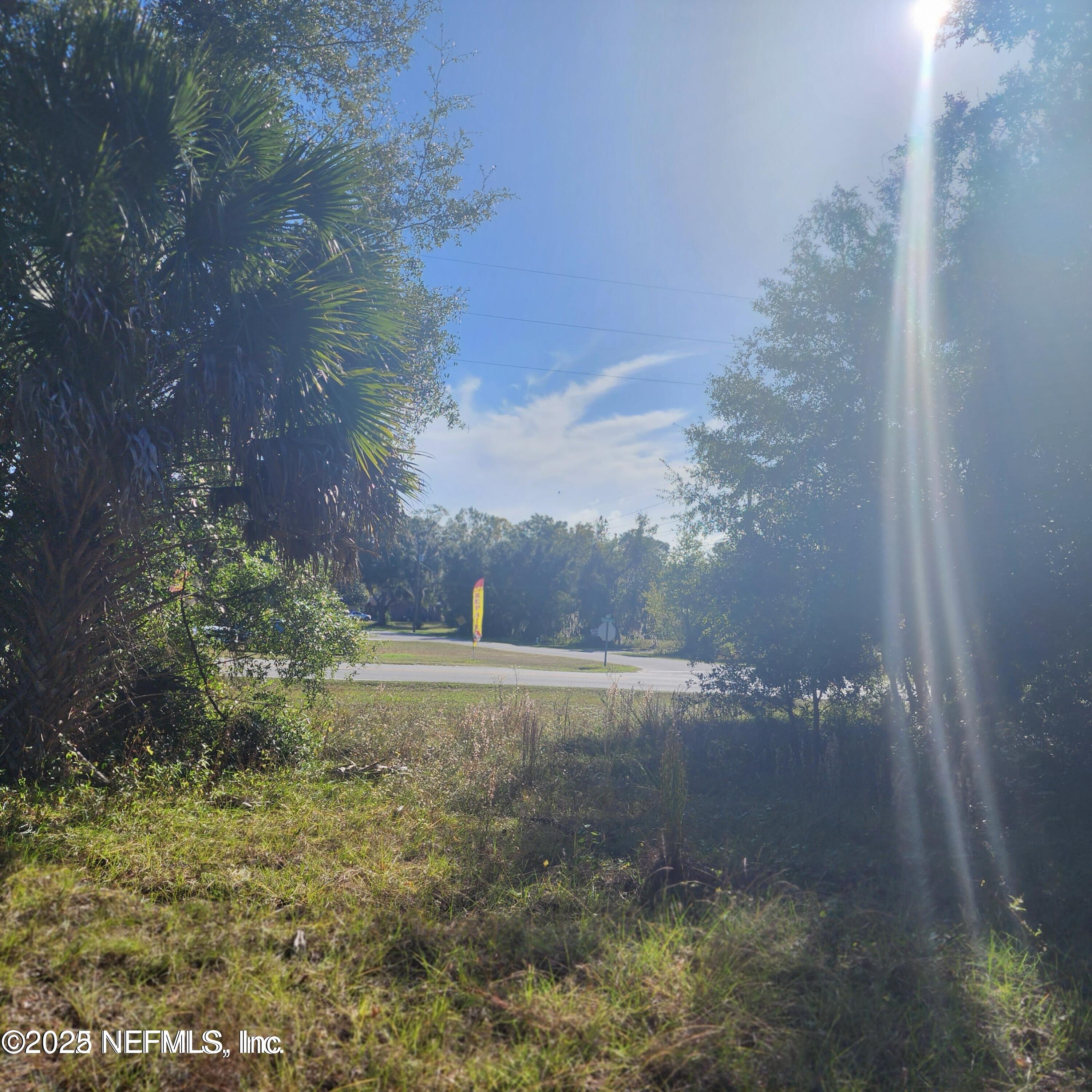 00 COMMERCIAL Circle