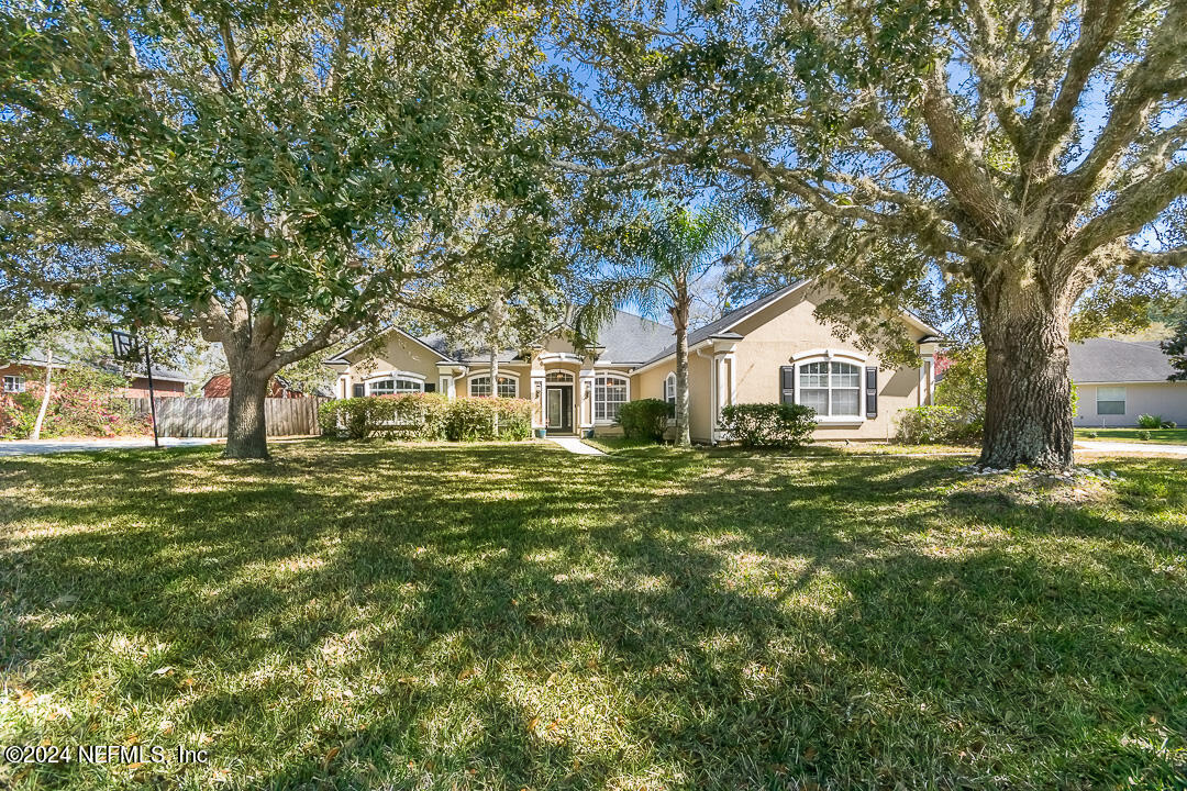 St Johns, FL home for sale located at 1198 Hideaway Drive N, St Johns, FL 32259