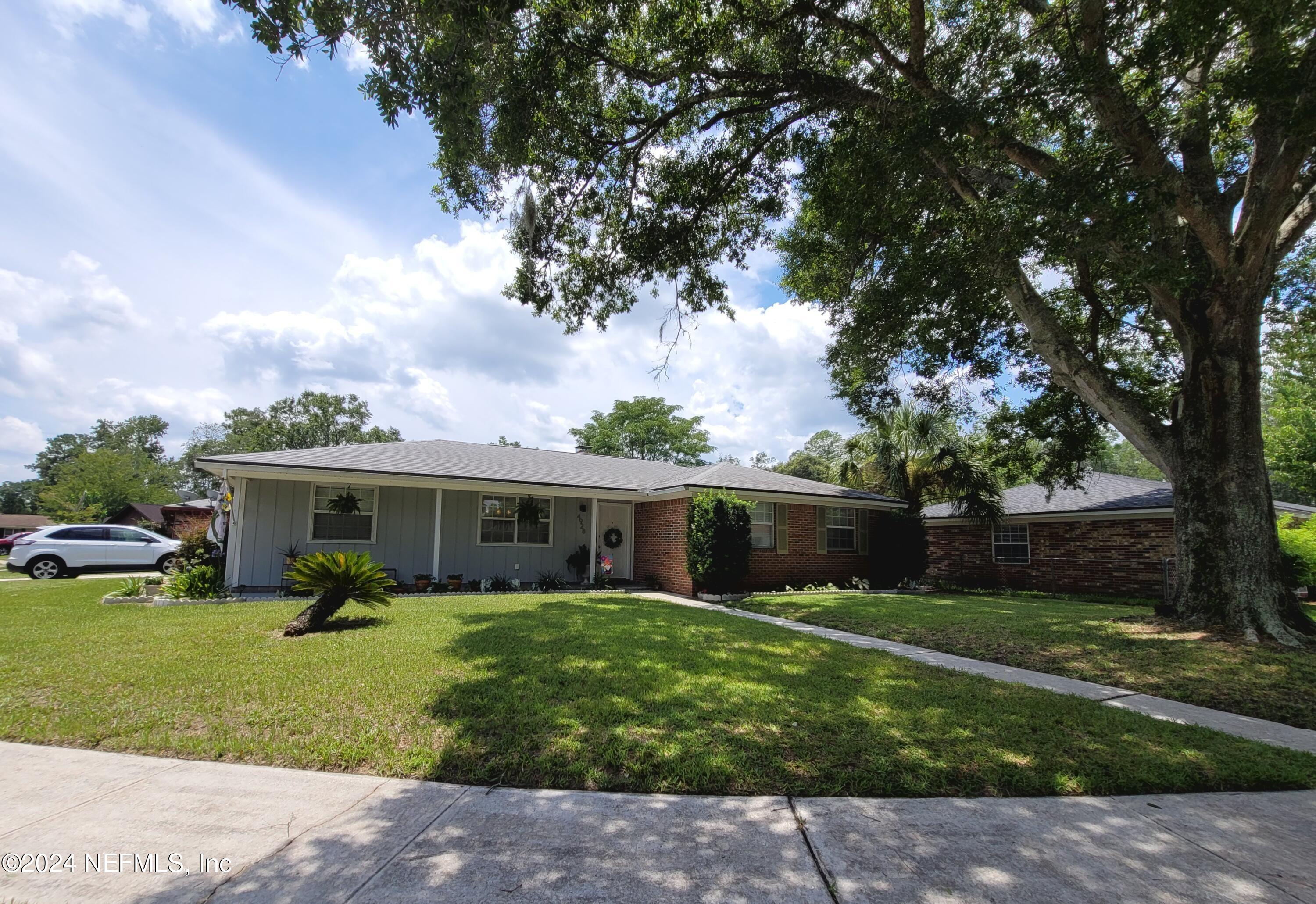 Jacksonville, FL home for sale located at 4928 RED PINE Court, Jacksonville, FL 32210