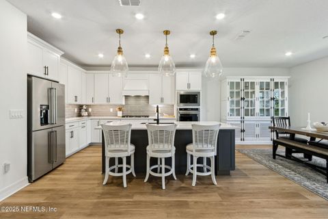 442 HAWTHORN PARK Circle Yulee FL 32097