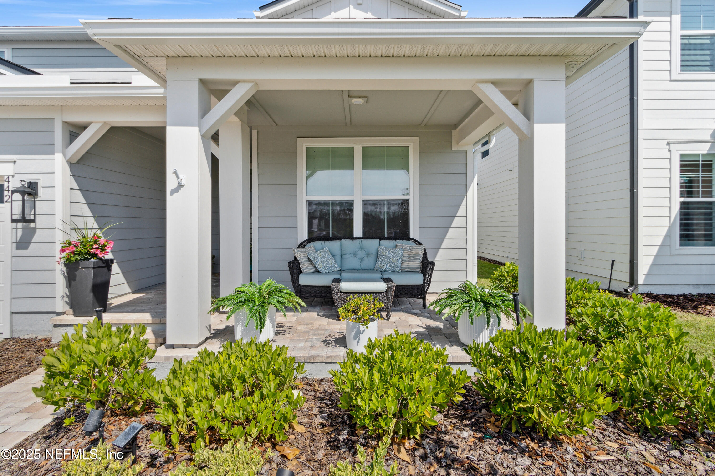 442 HAWTHORN PARK Circle