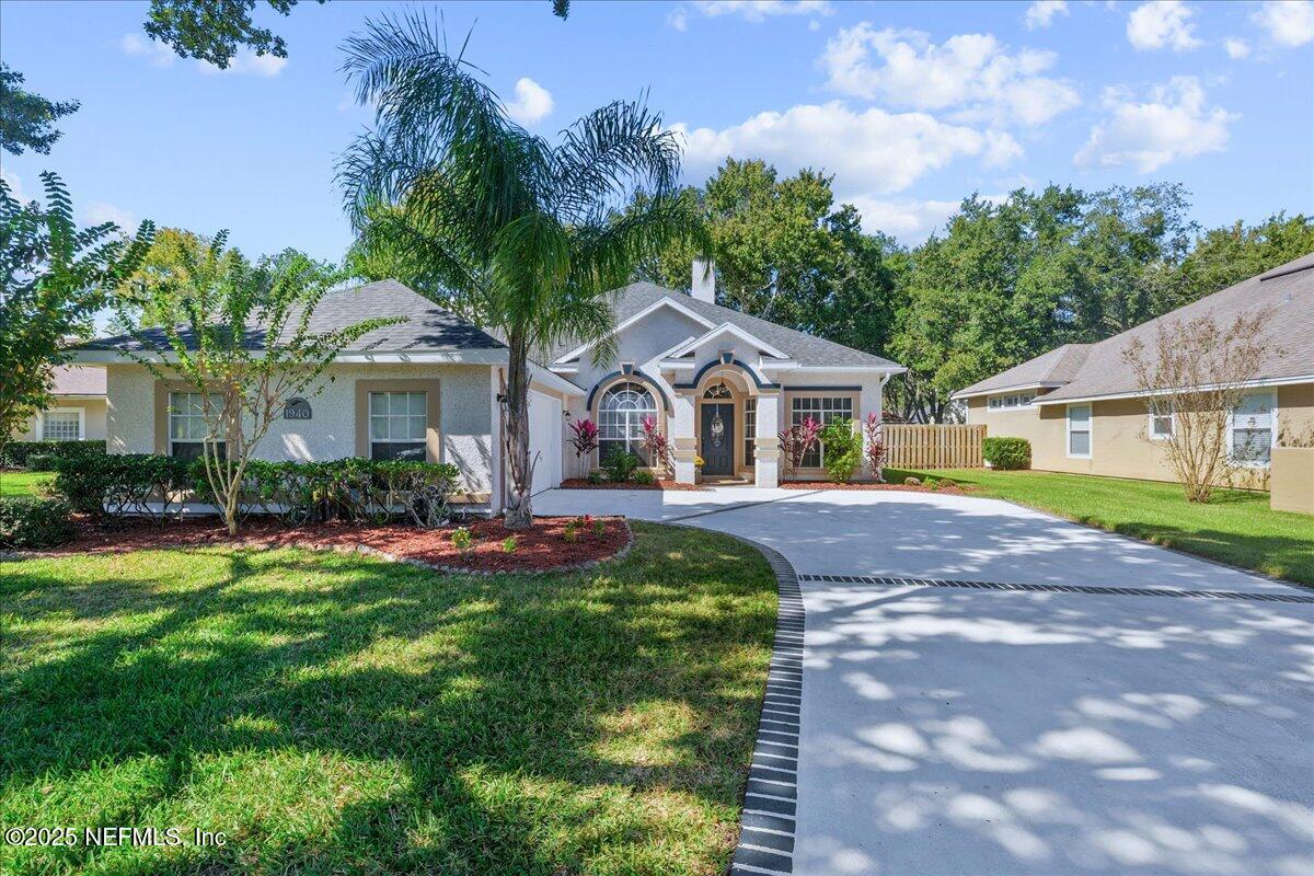 1940 BLUEBONNET Way
