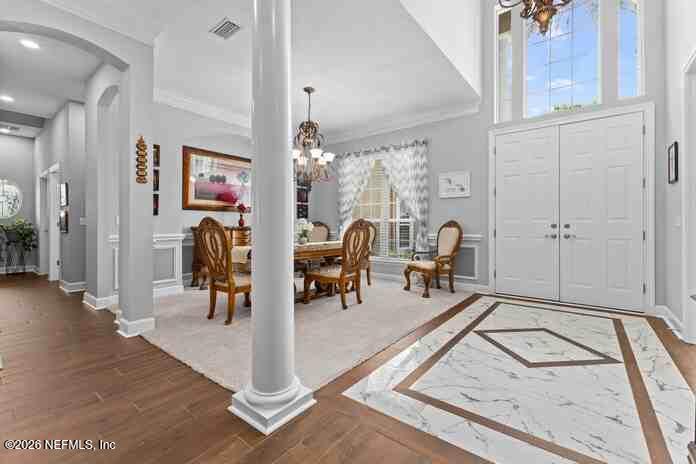 1642 CROOKED OAK Drive