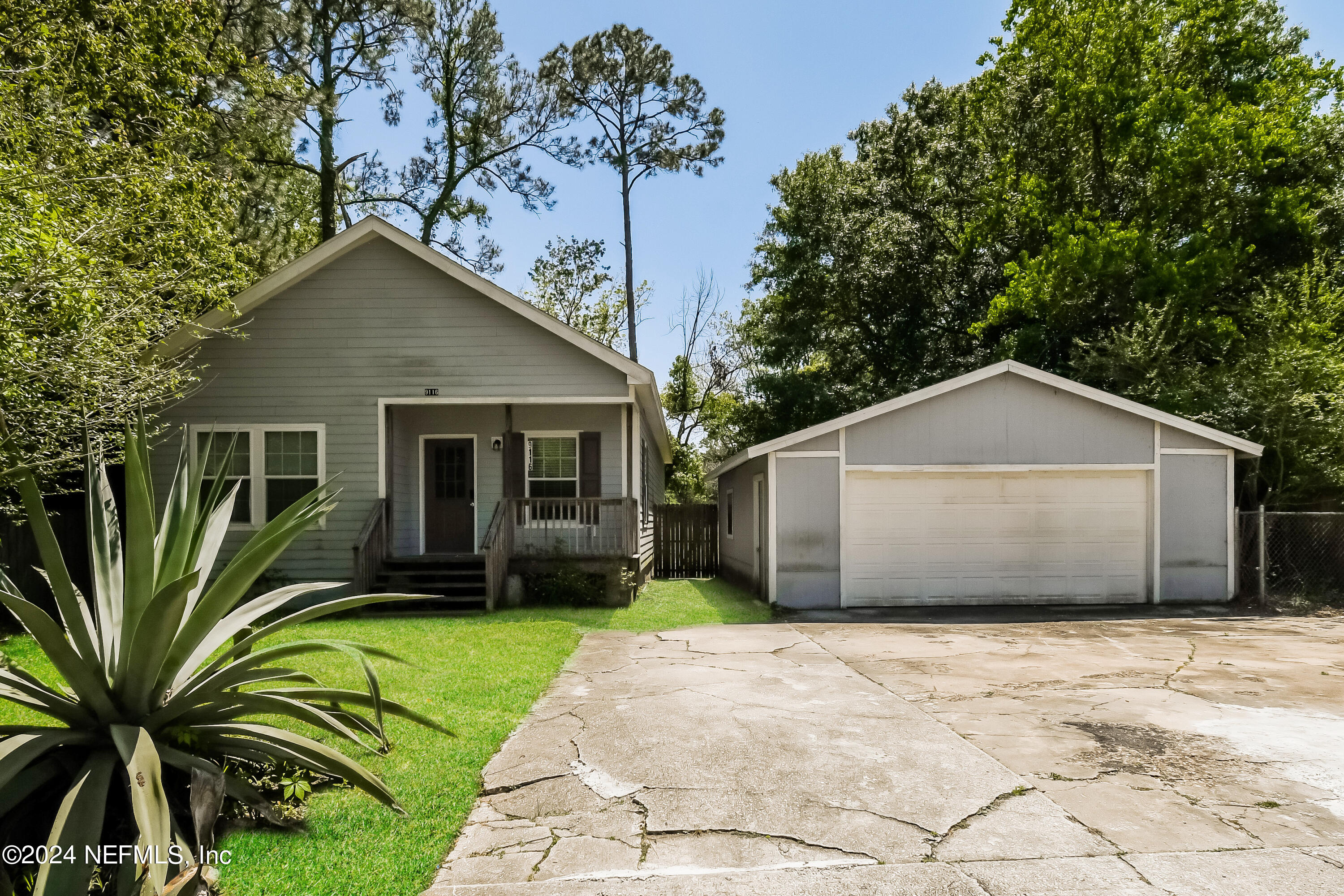 Jacksonville, FL home for sale located at 9116 Wollitz Plaza, Jacksonville, FL 32220
