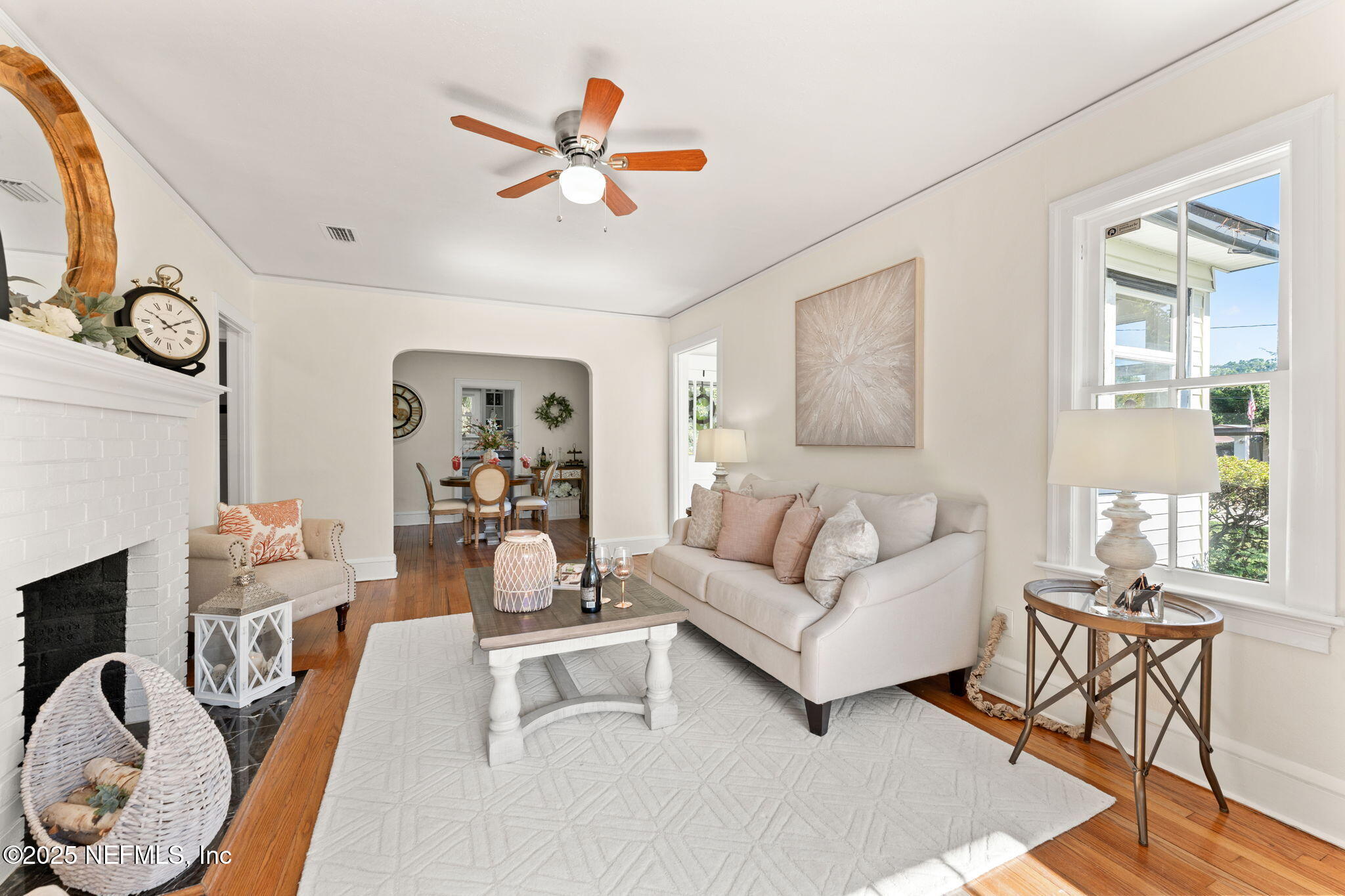 4744 GLENWOOD Avenue