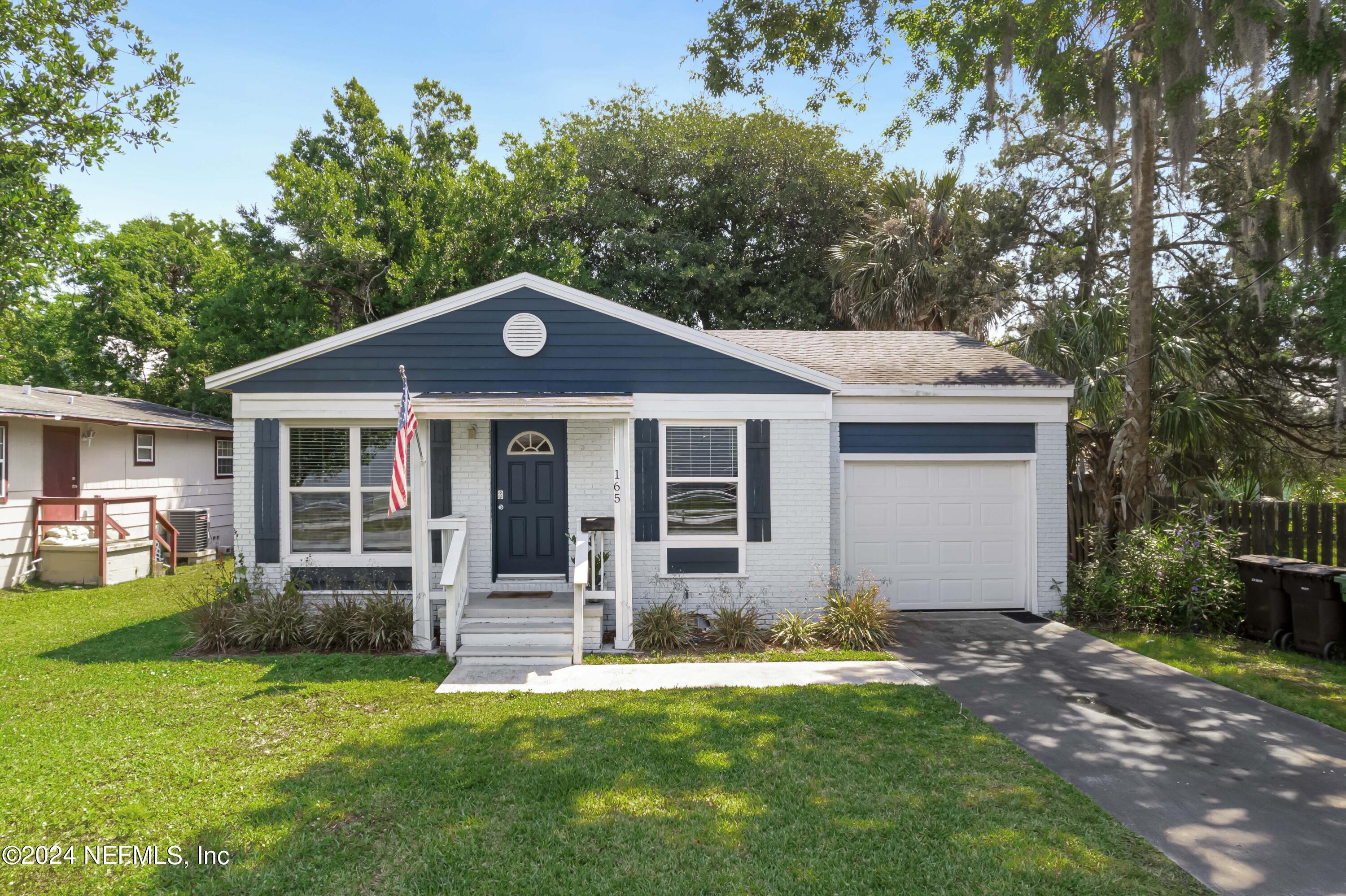 St Augustine, FL home for sale located at 165 Blanco Street, St Augustine, FL 32084