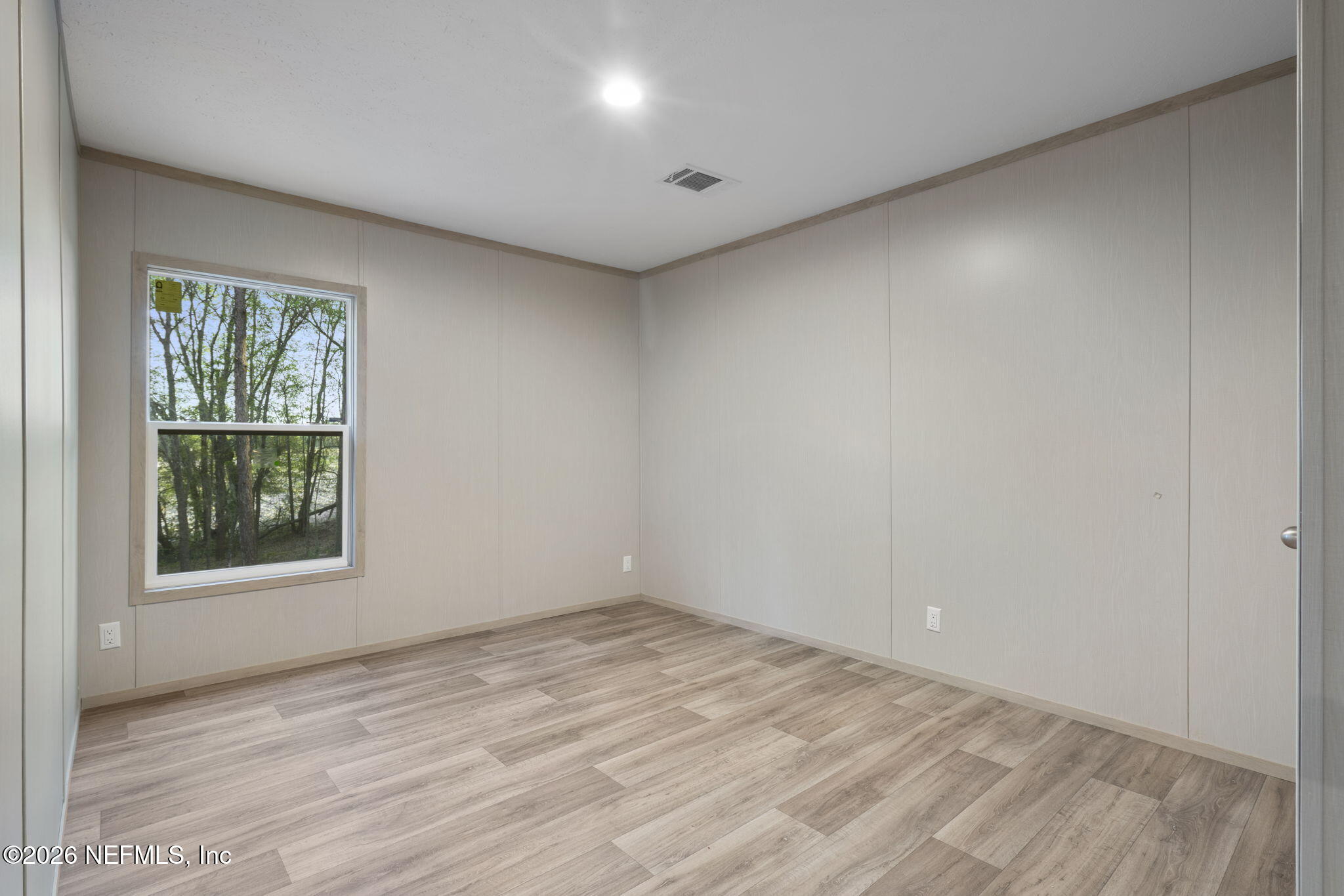 6109 CENTER Circle