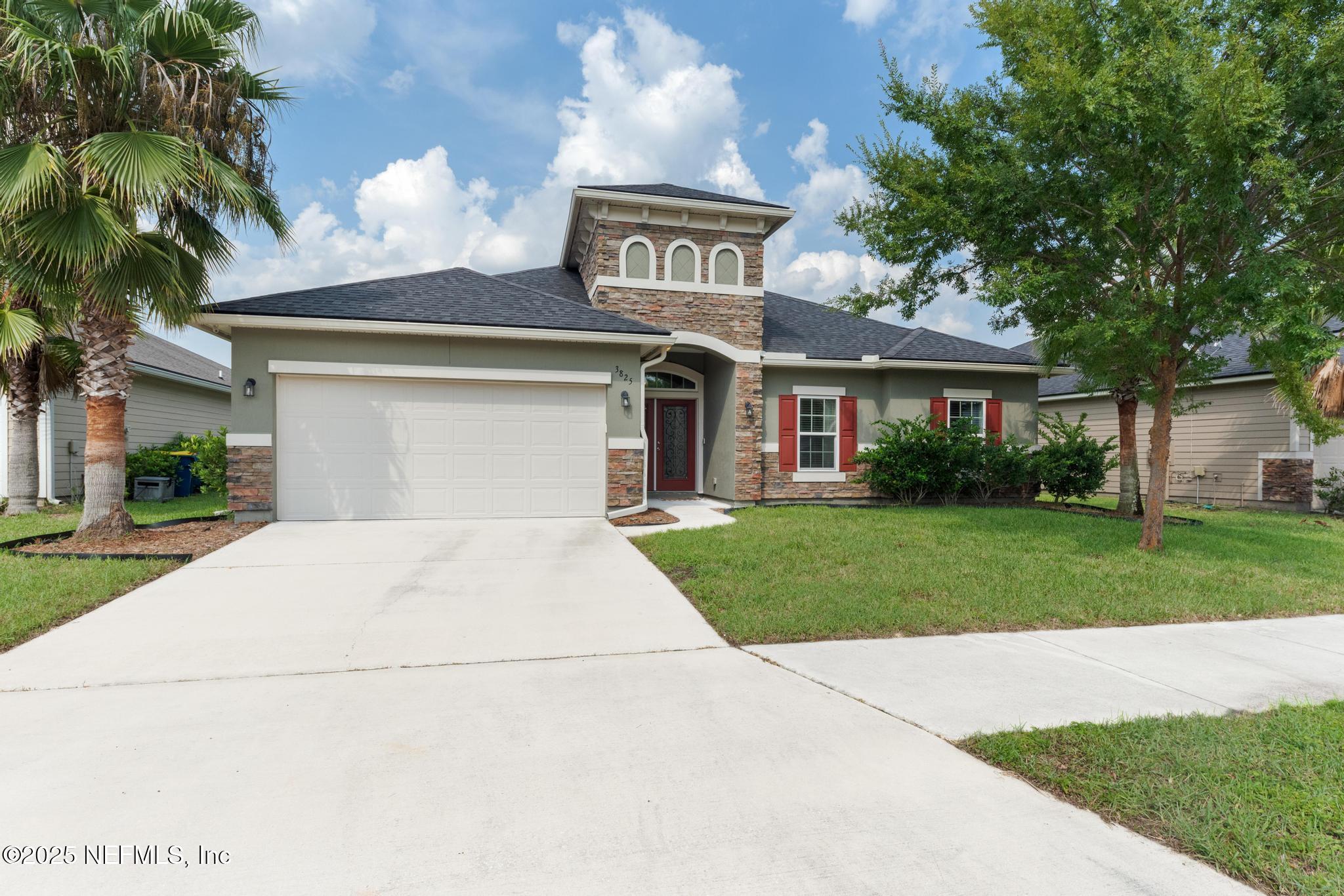 3825 HAMMOCK BLUFF Drive
