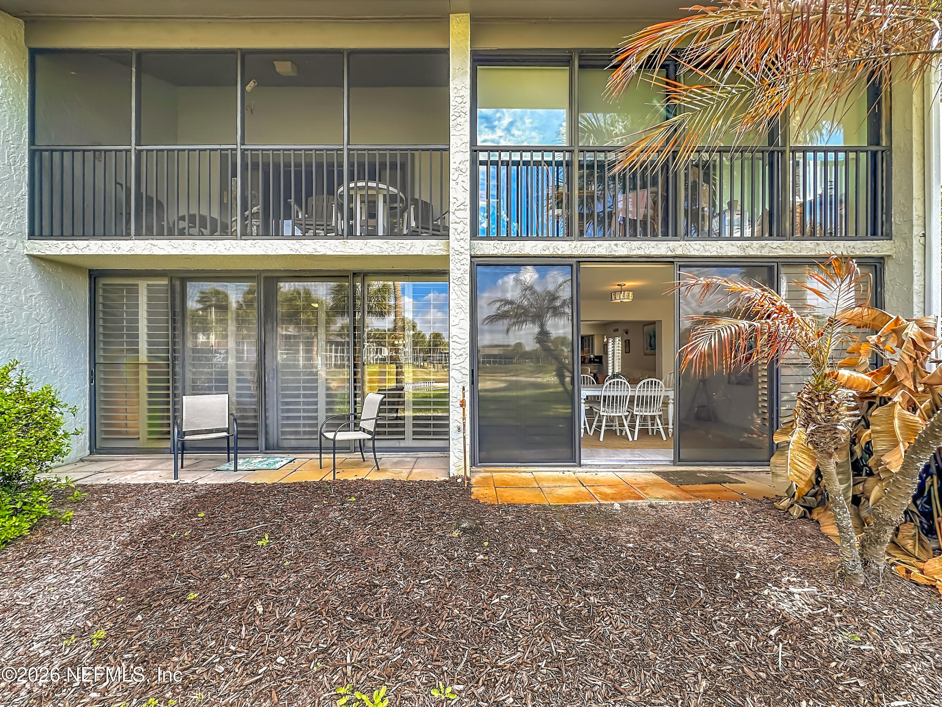 51 VILLAGE DEL LAGO Circle