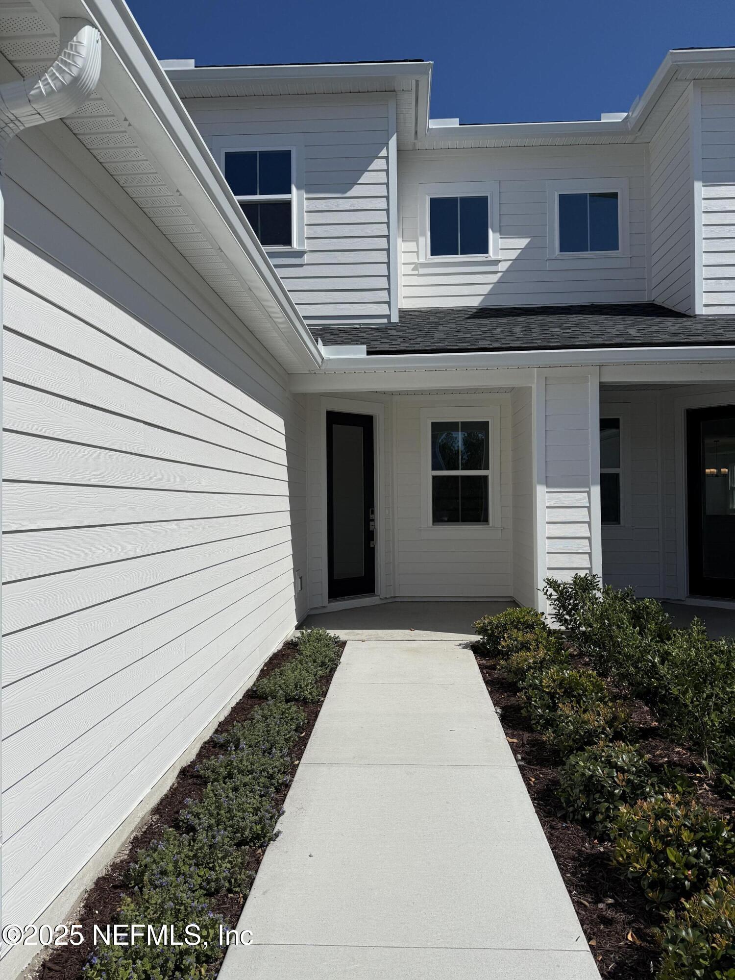 16 MULBERRY Road