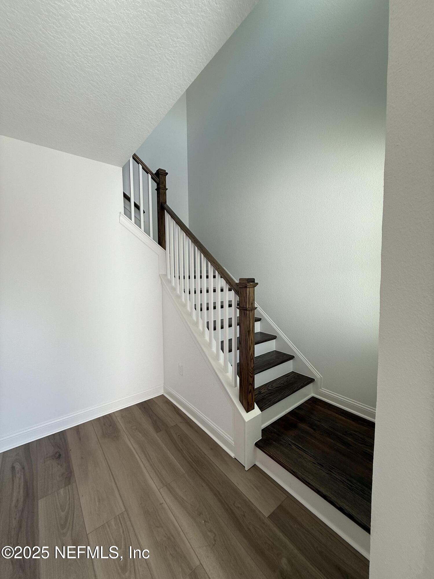 16 MULBERRY Road