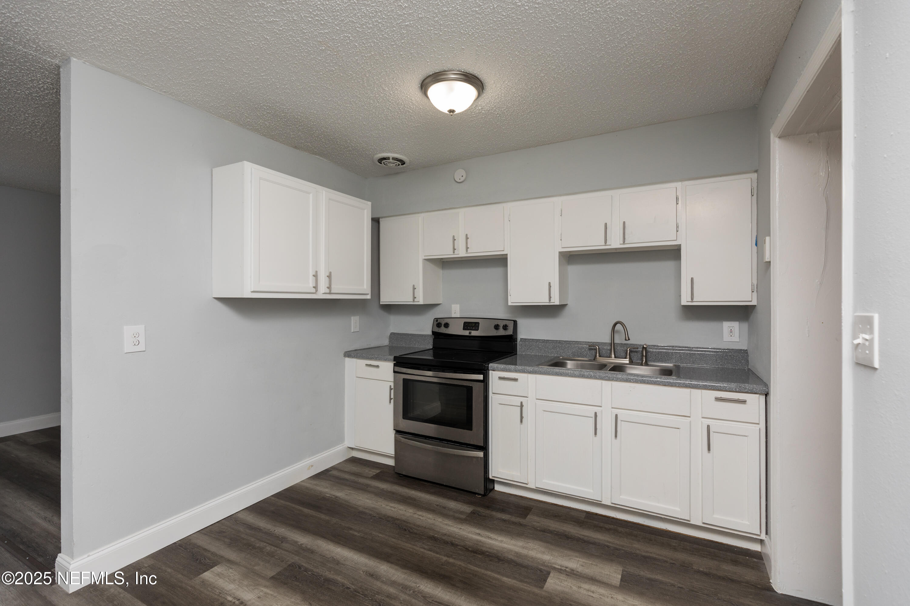 2255 W 13TH Street