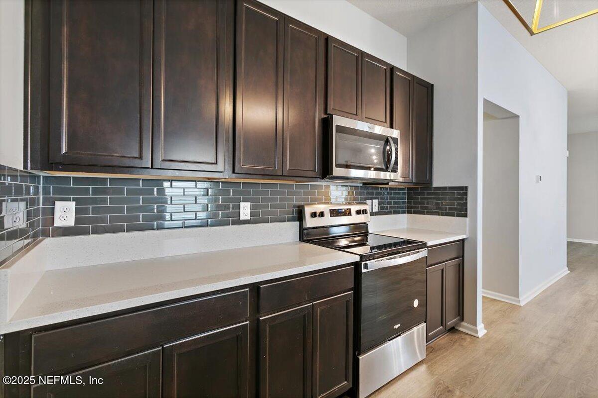 2072 JAMES WILSON Way