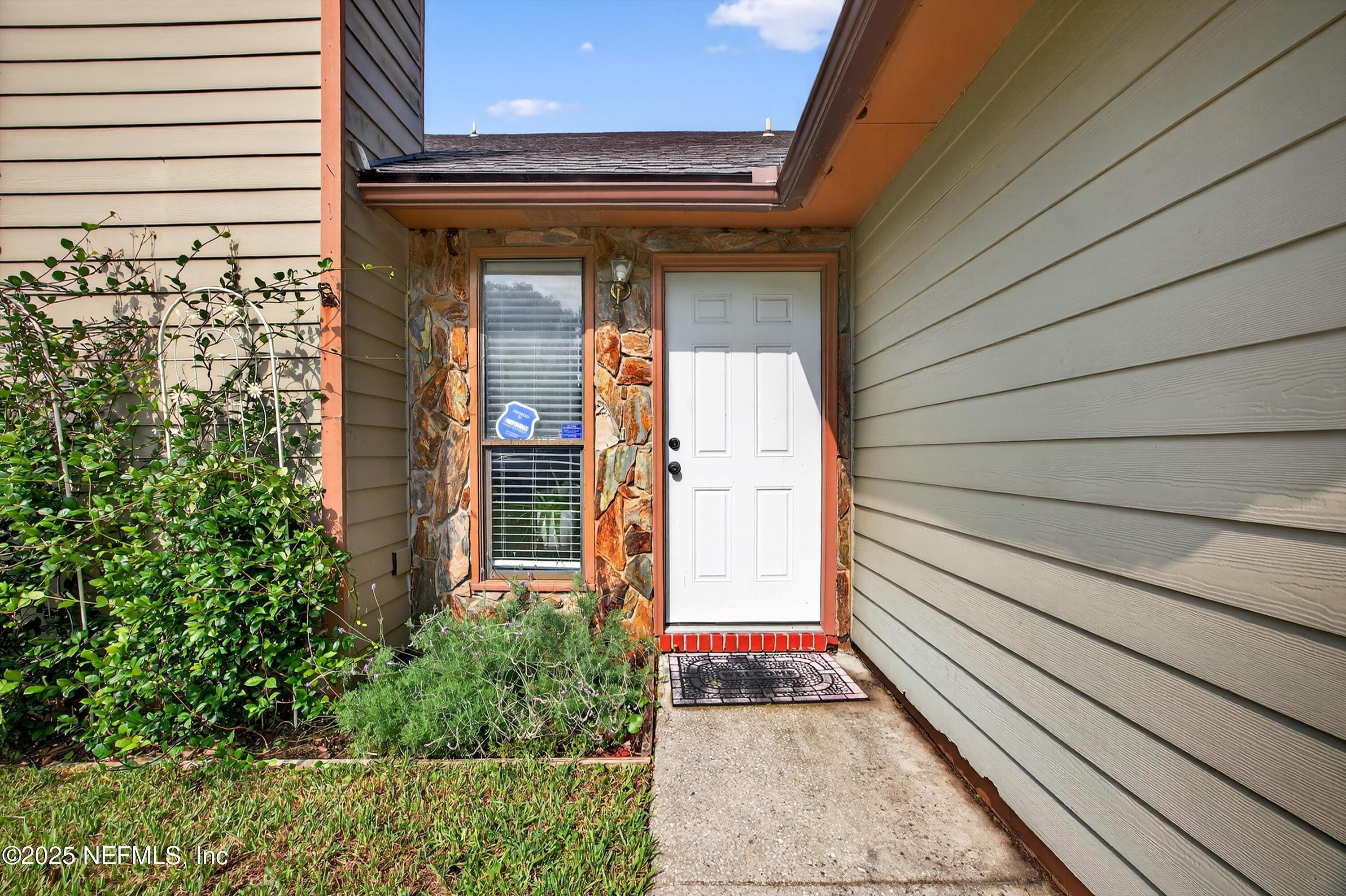 11716 FT CAROLINE LAKES Drive