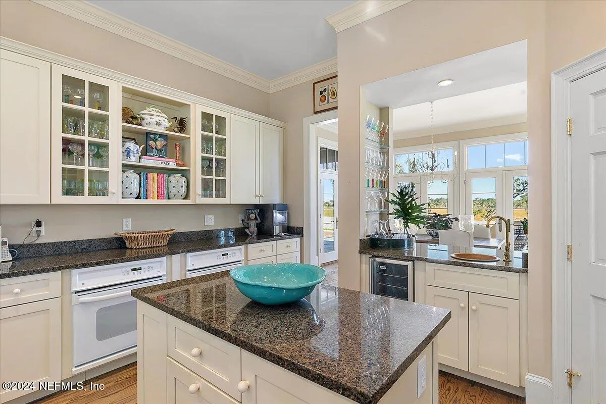 Ponte Vedra Beach, Florida 32082, United States, 6 Bedrooms Bedrooms, ,8 BathroomsBathrooms,Residential,Active,85780