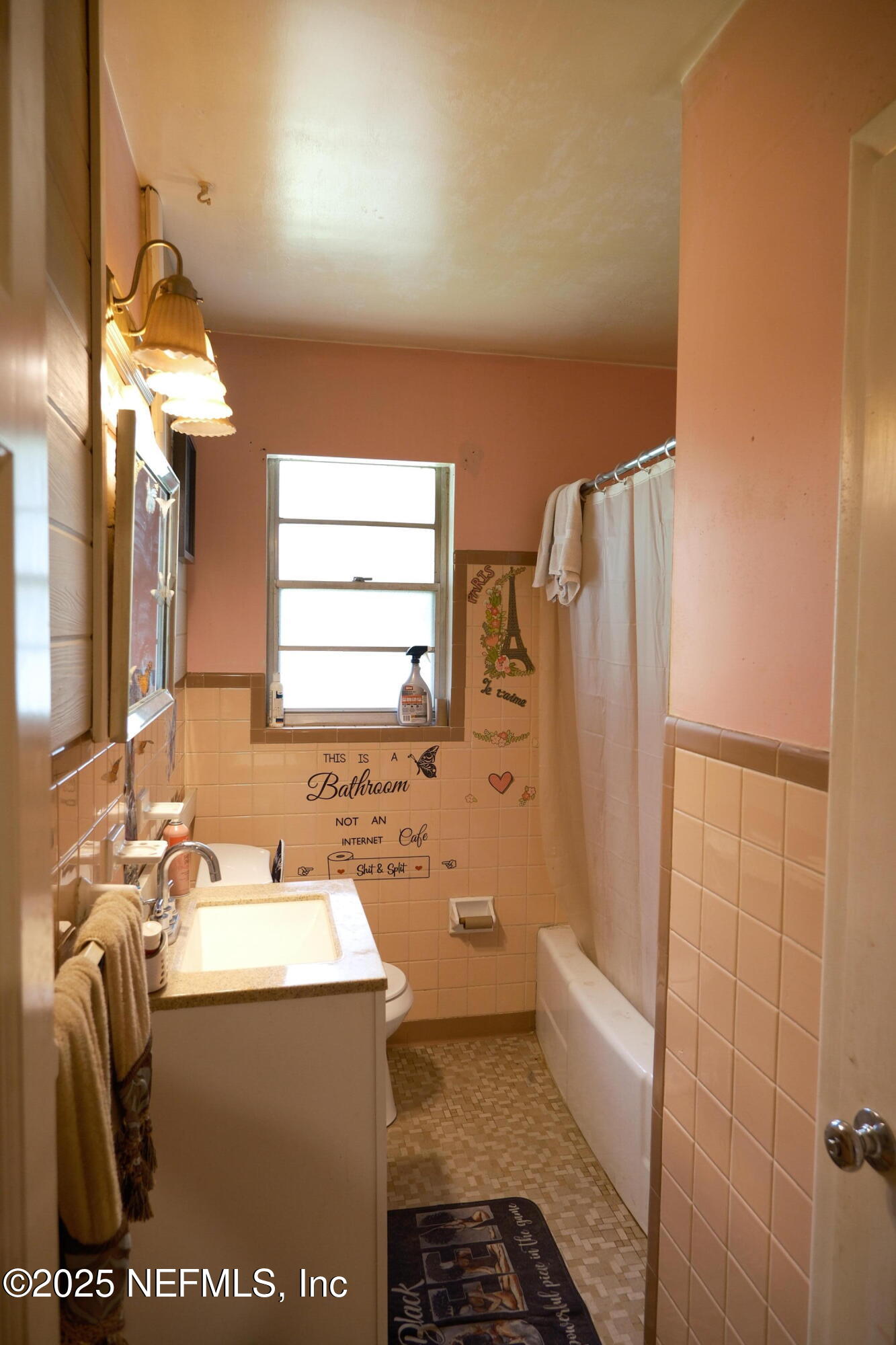 6100 SEABOARD Avenue